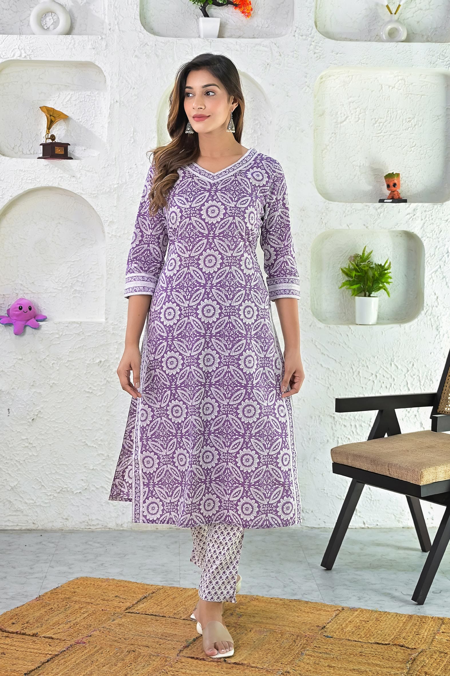 Mesmerizing Purple Hand Block Printed Cotton Kurta Pants Set