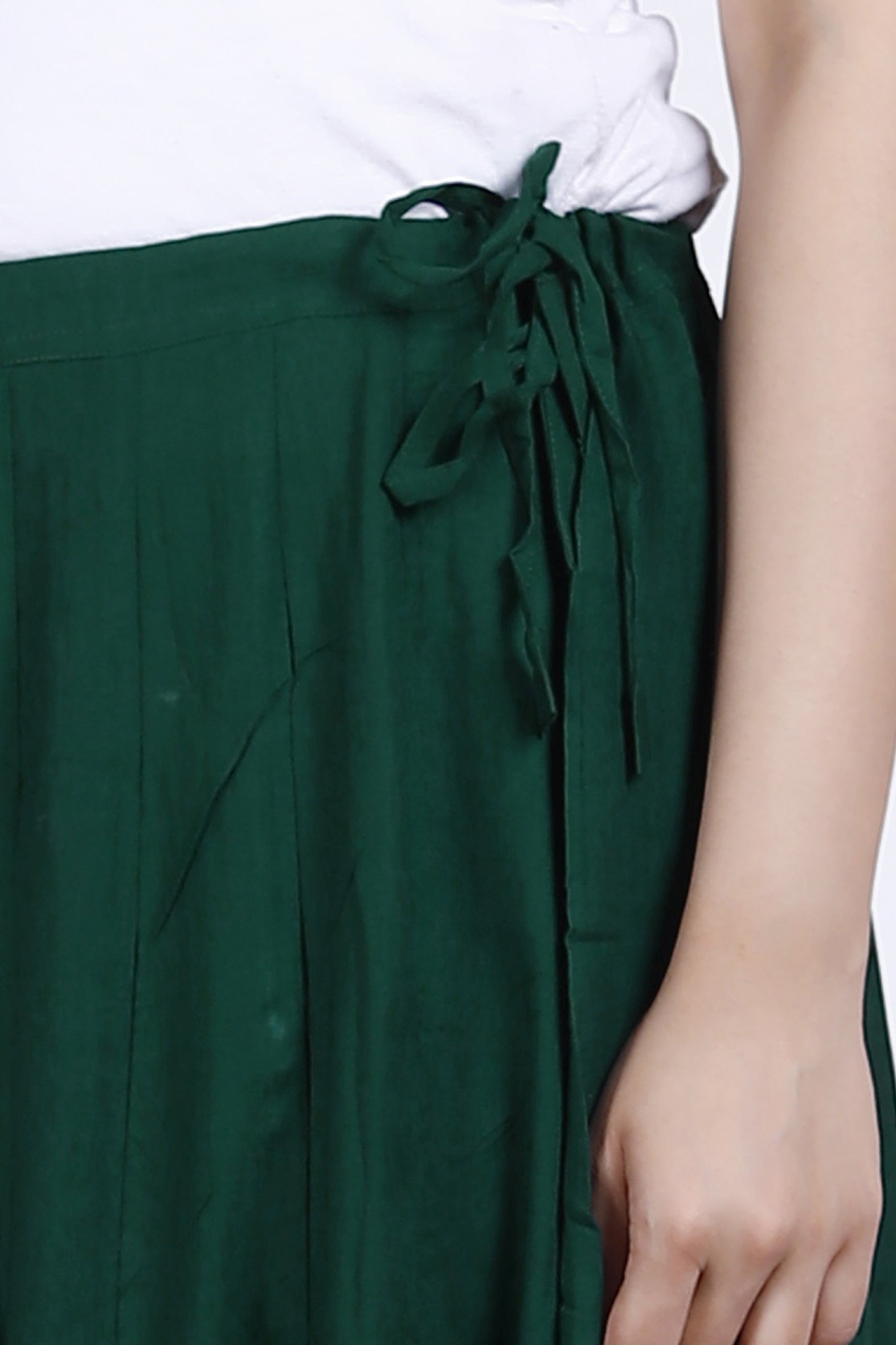 Stylish Green Plain Rayon Palazzo