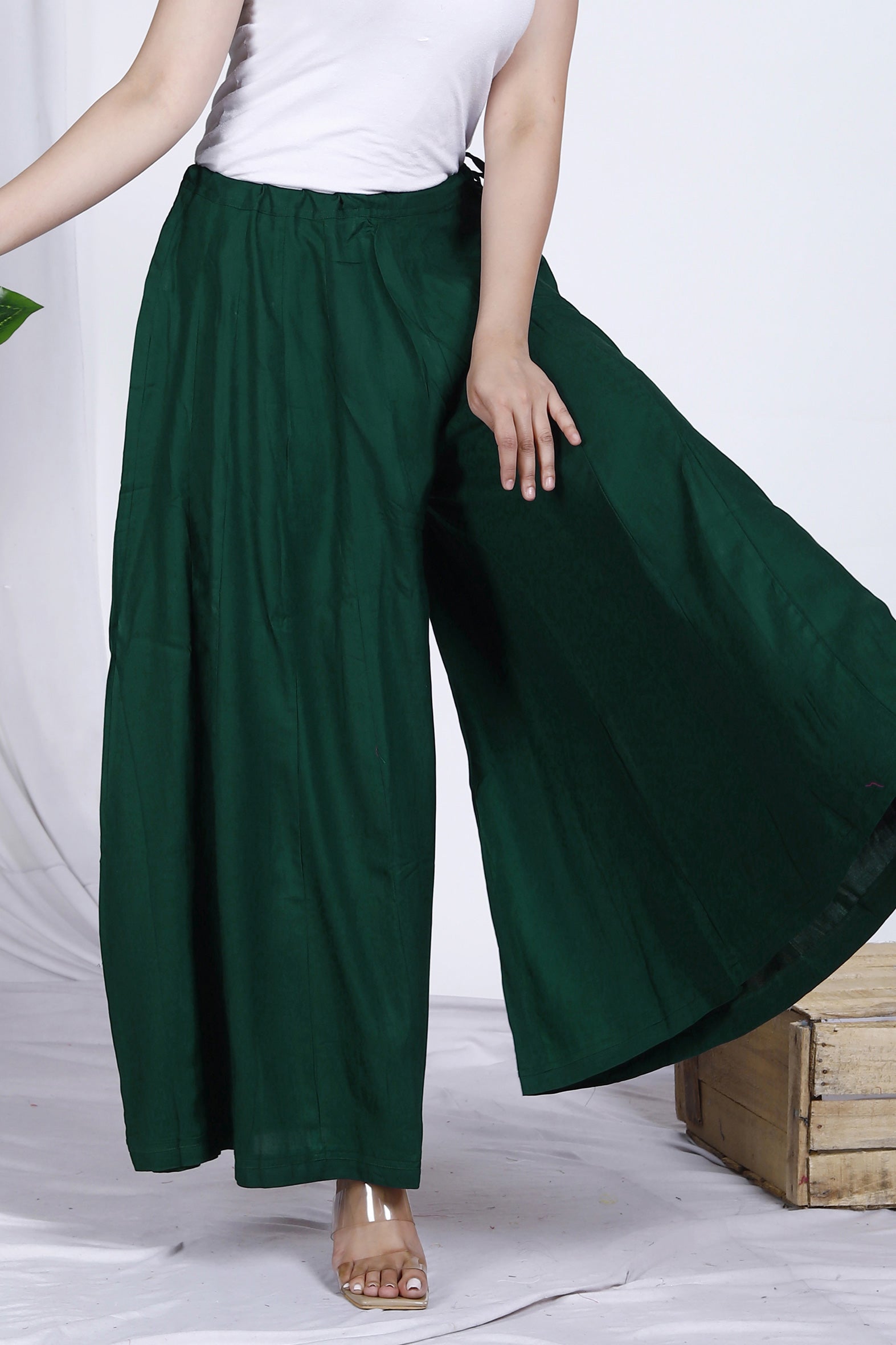 Stylish Green Plain Rayon Palazzo
