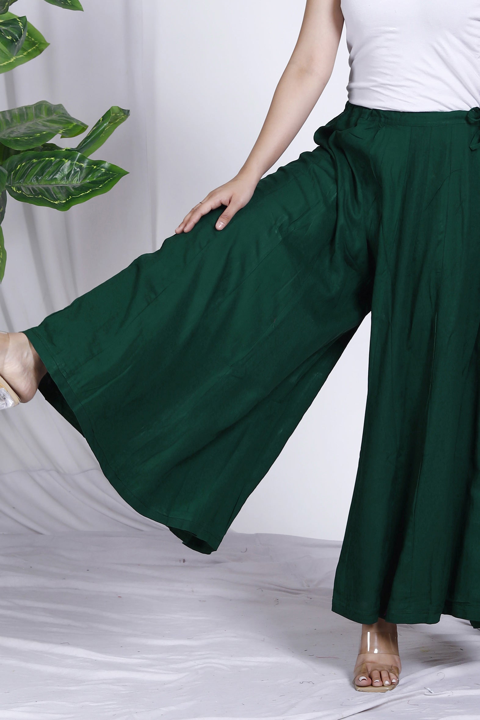 Stylish Green Plain Rayon Palazzo