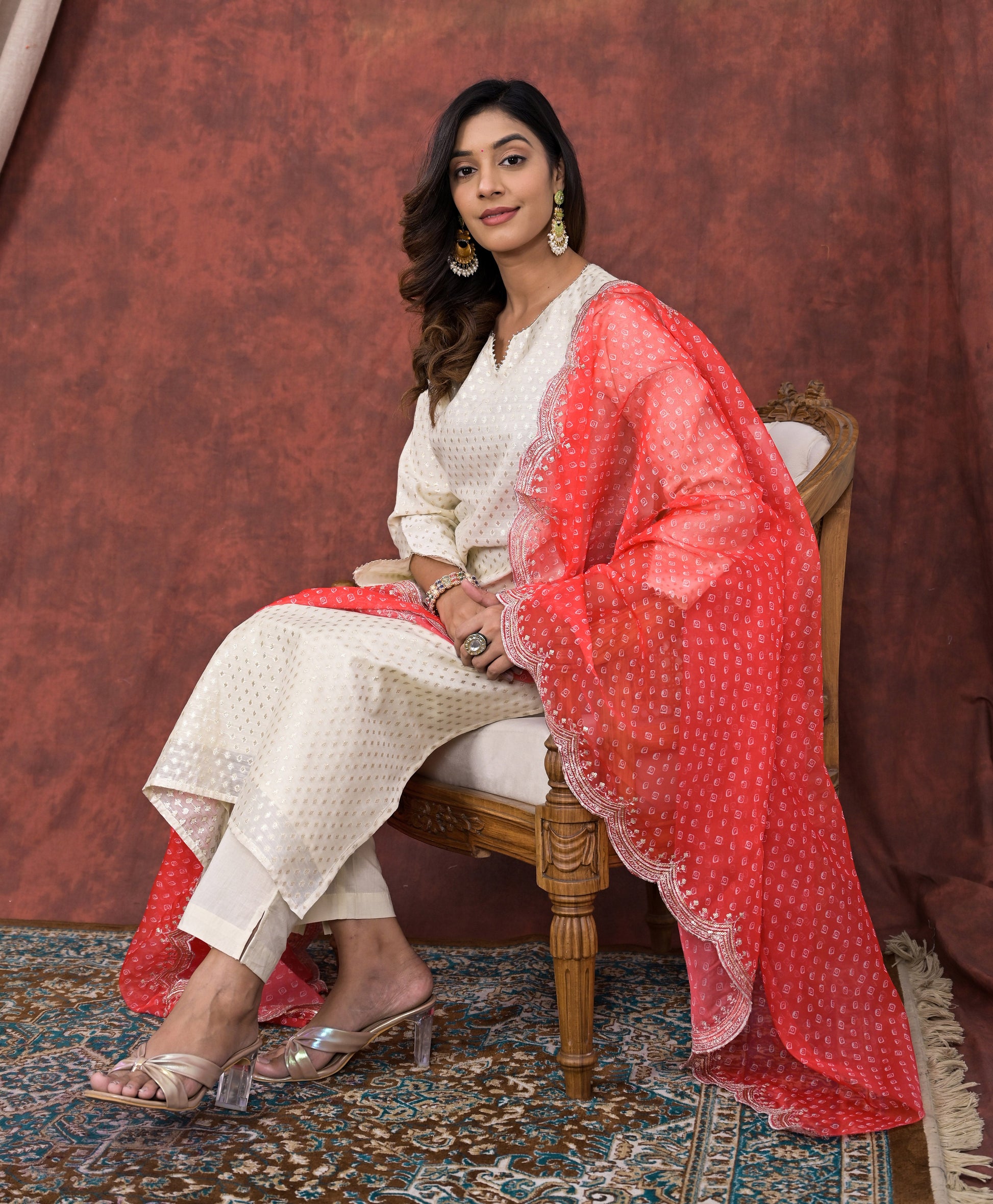 Graceful White Chanderi Kurta Pant Set with Peach Chiffon Dupatta