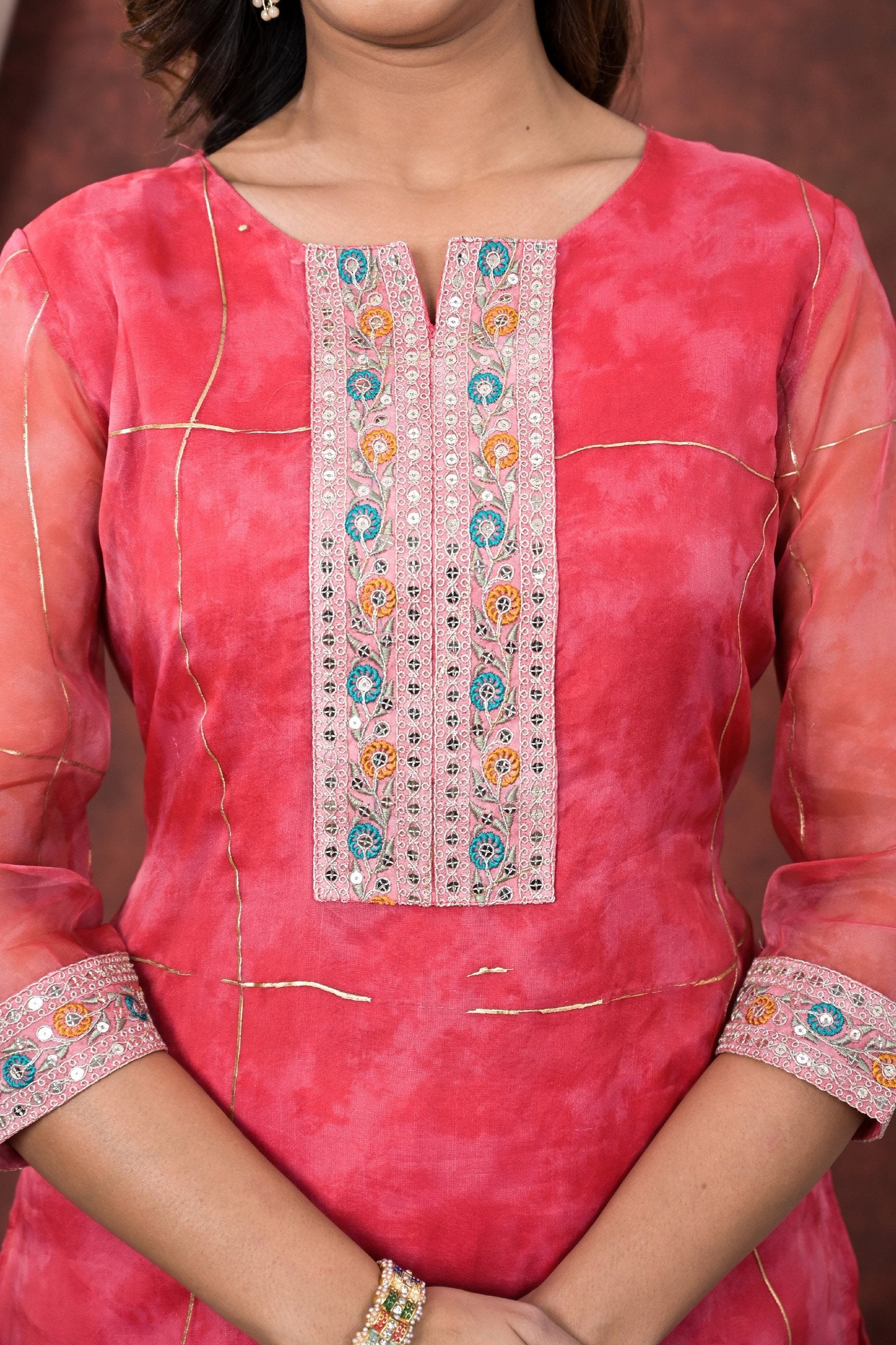 Exquisite Pink Digital & Foil Print Organza Kurta Pant Set