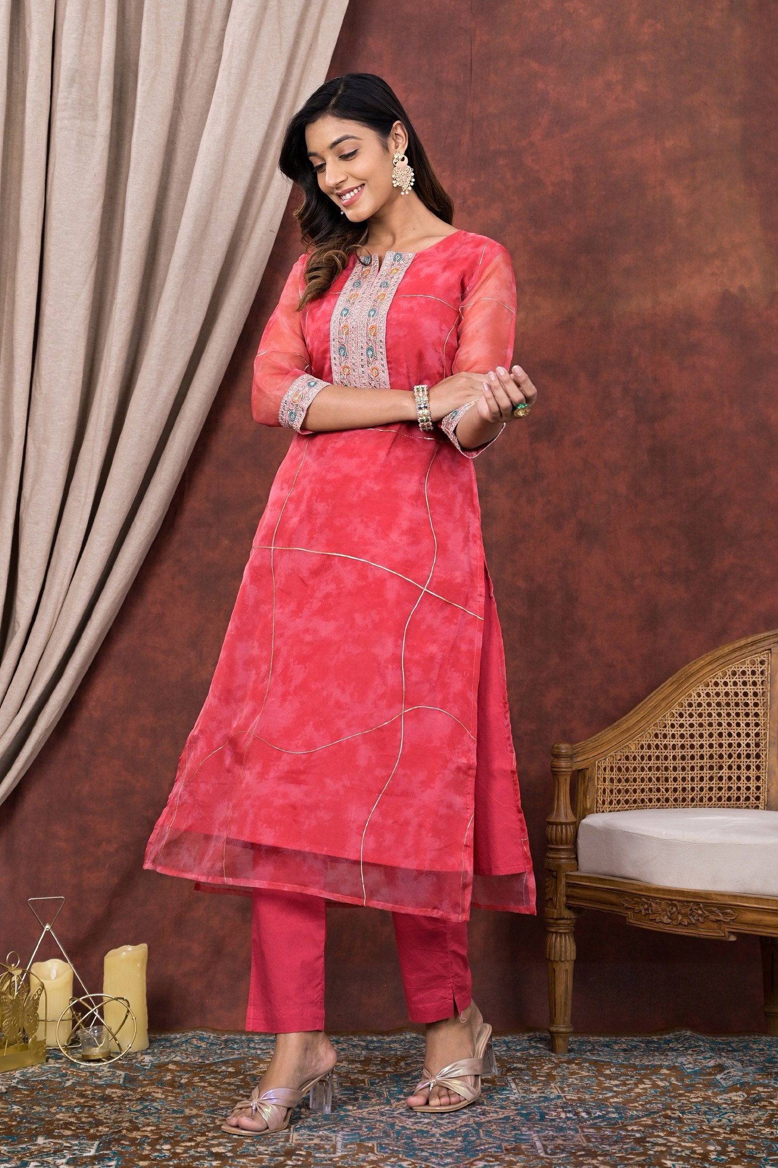 Exquisite Pink Digital & Foil Print Organza Kurta Pant Set