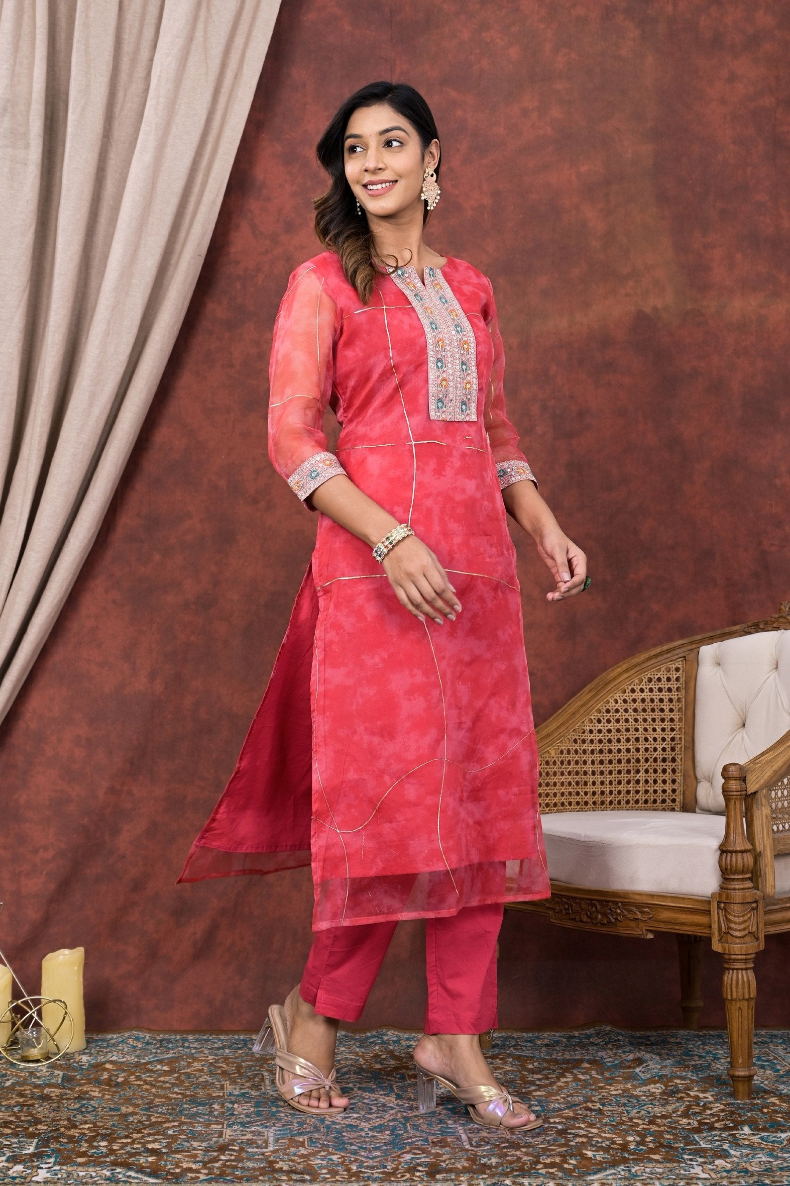 Exquisite Pink Digital & Foil Print Organza Kurta Pant Set