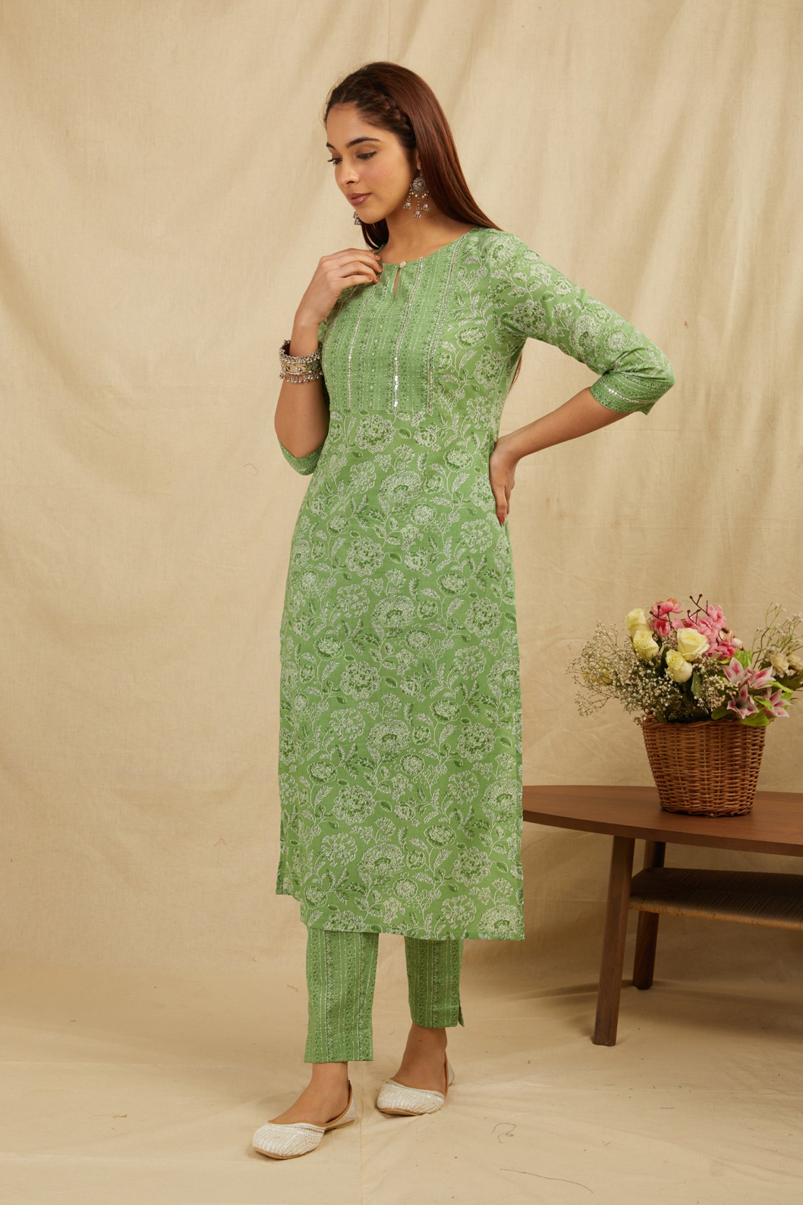 Green Straight Cotton Kurta Pant Set - Elegant & Comfy