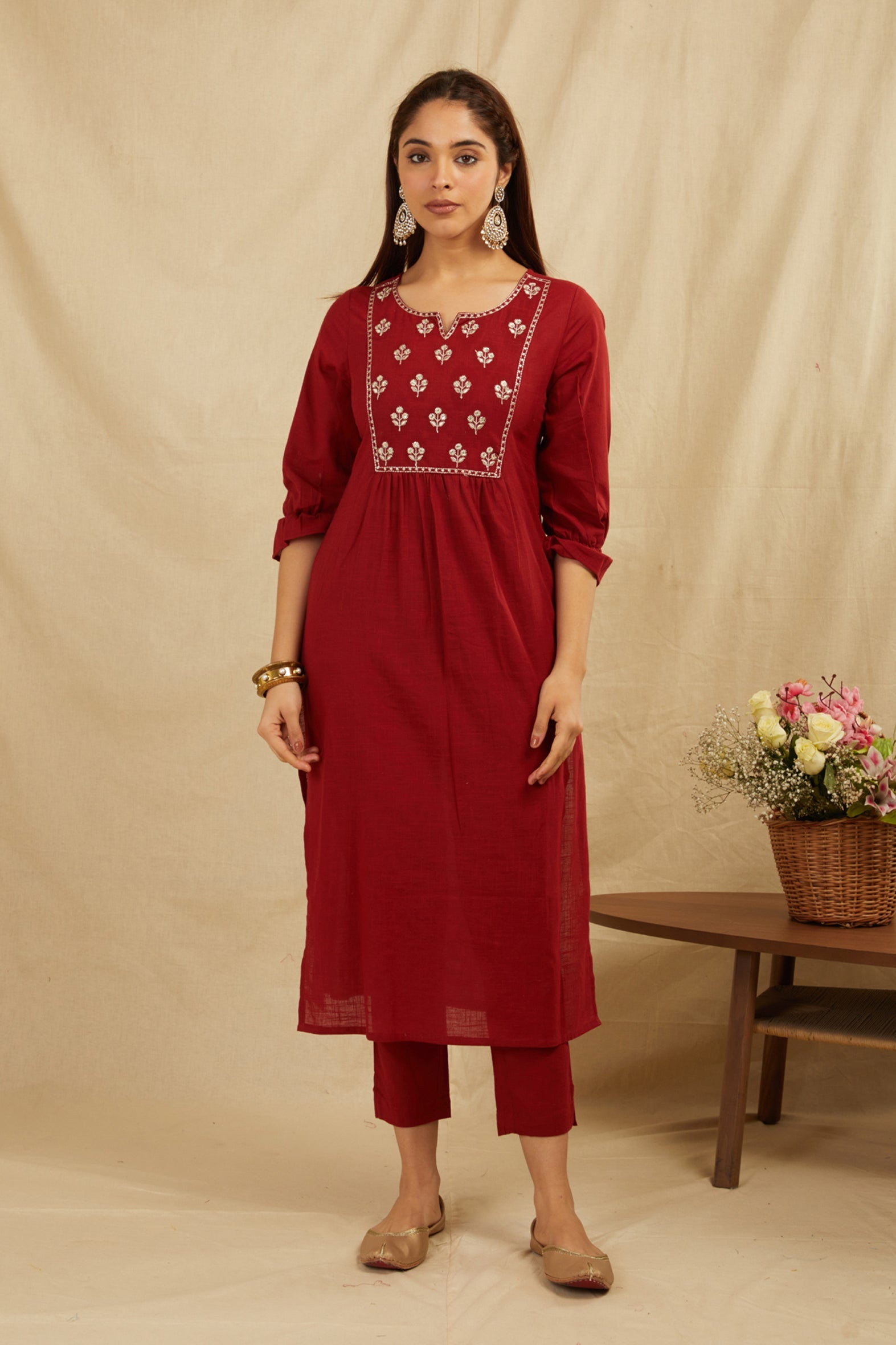 Stylish Maroon Cotton Zari Kurta Set (No Dupatta)