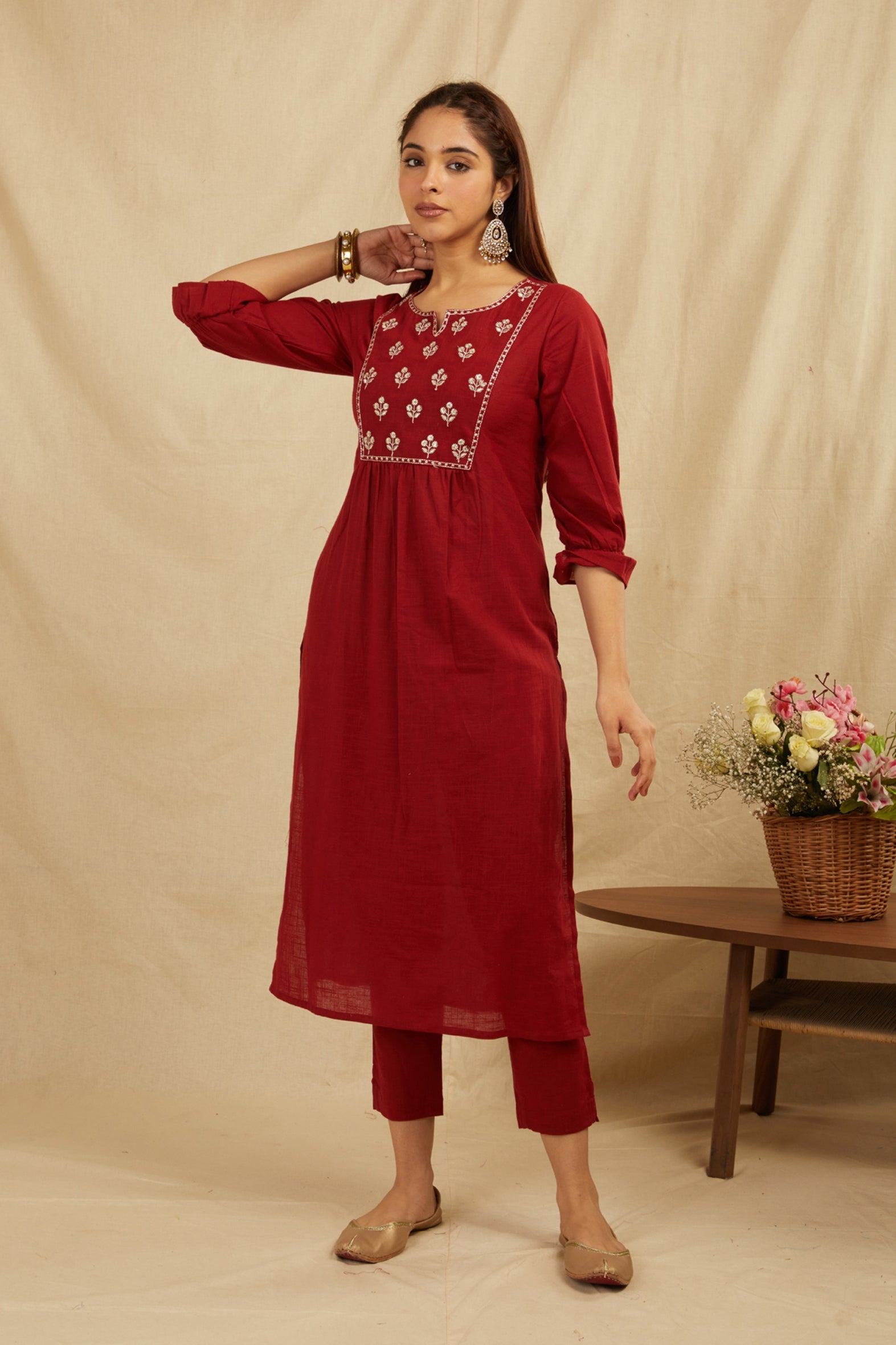 Stylish Maroon Cotton Zari Kurta Set (No Dupatta)