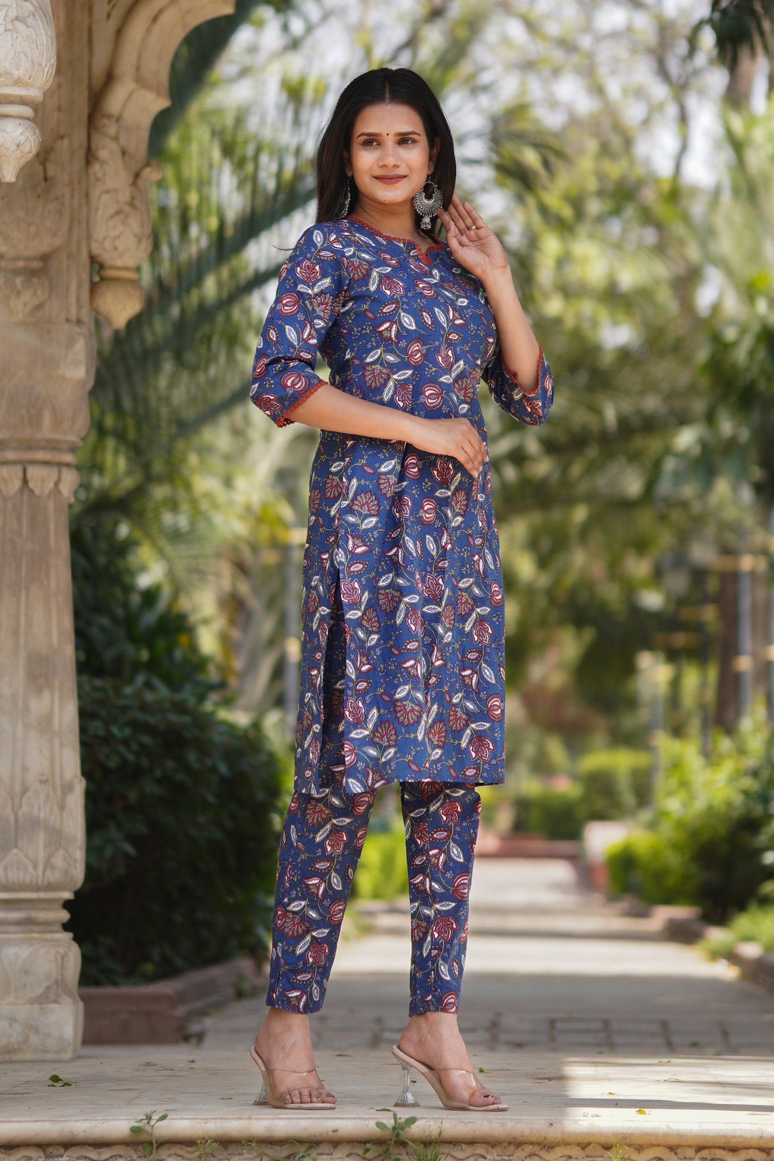 Blue Floral Printed Cotton Straight Kurta Pants Set
