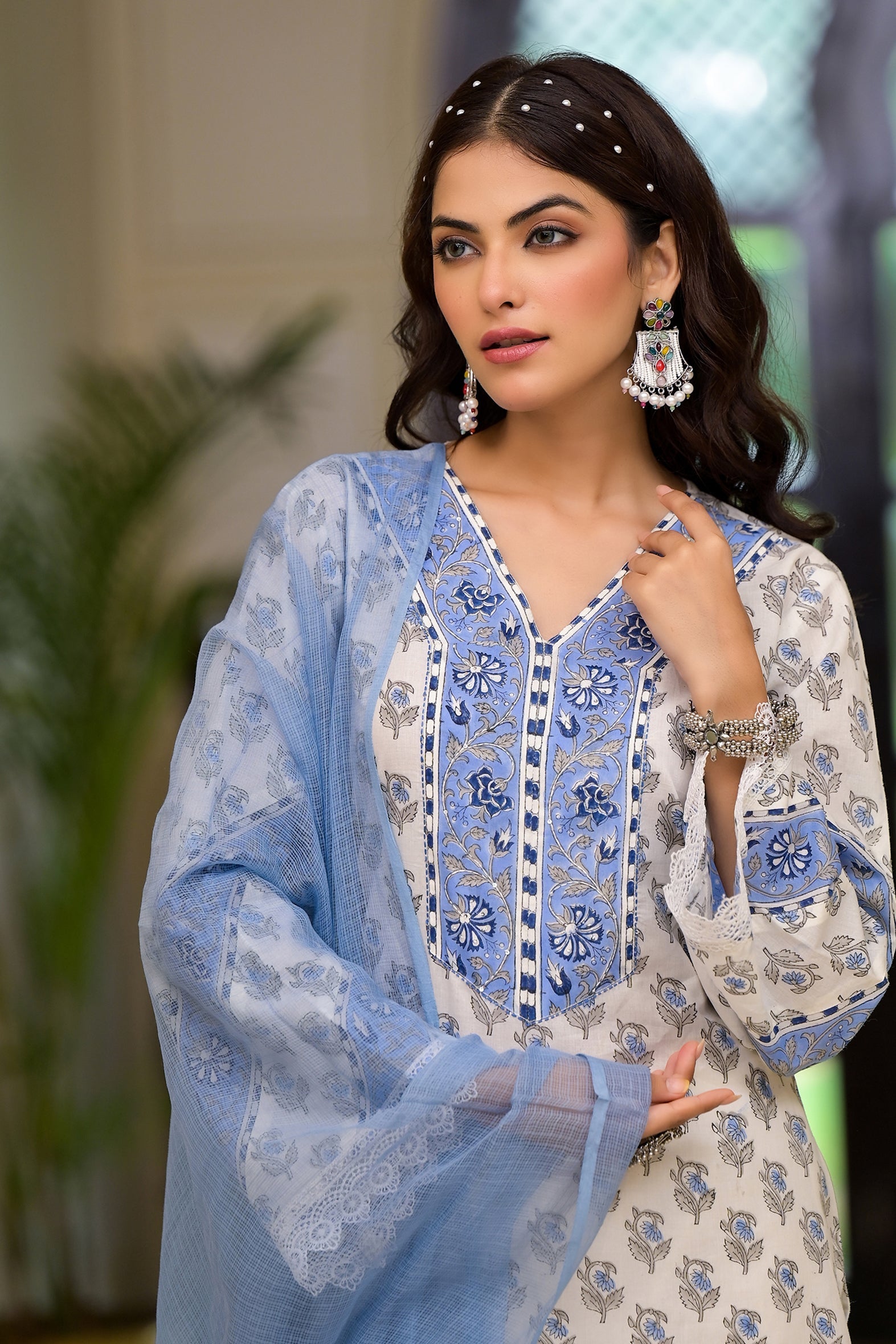 Blue and White Cotton Mughal Floral Block Printed Kurta Pant Set With Dupatta