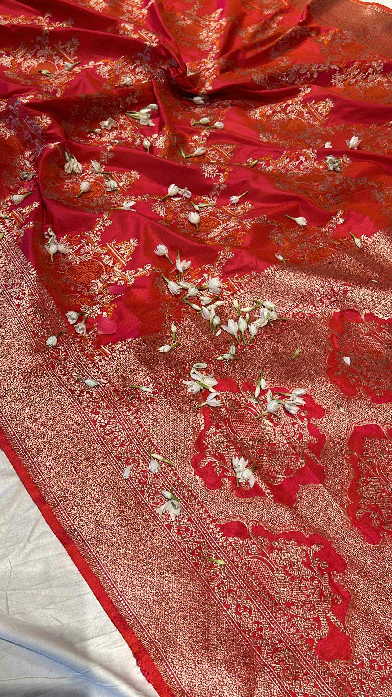 Crimson Ball of Light Banaras Saree