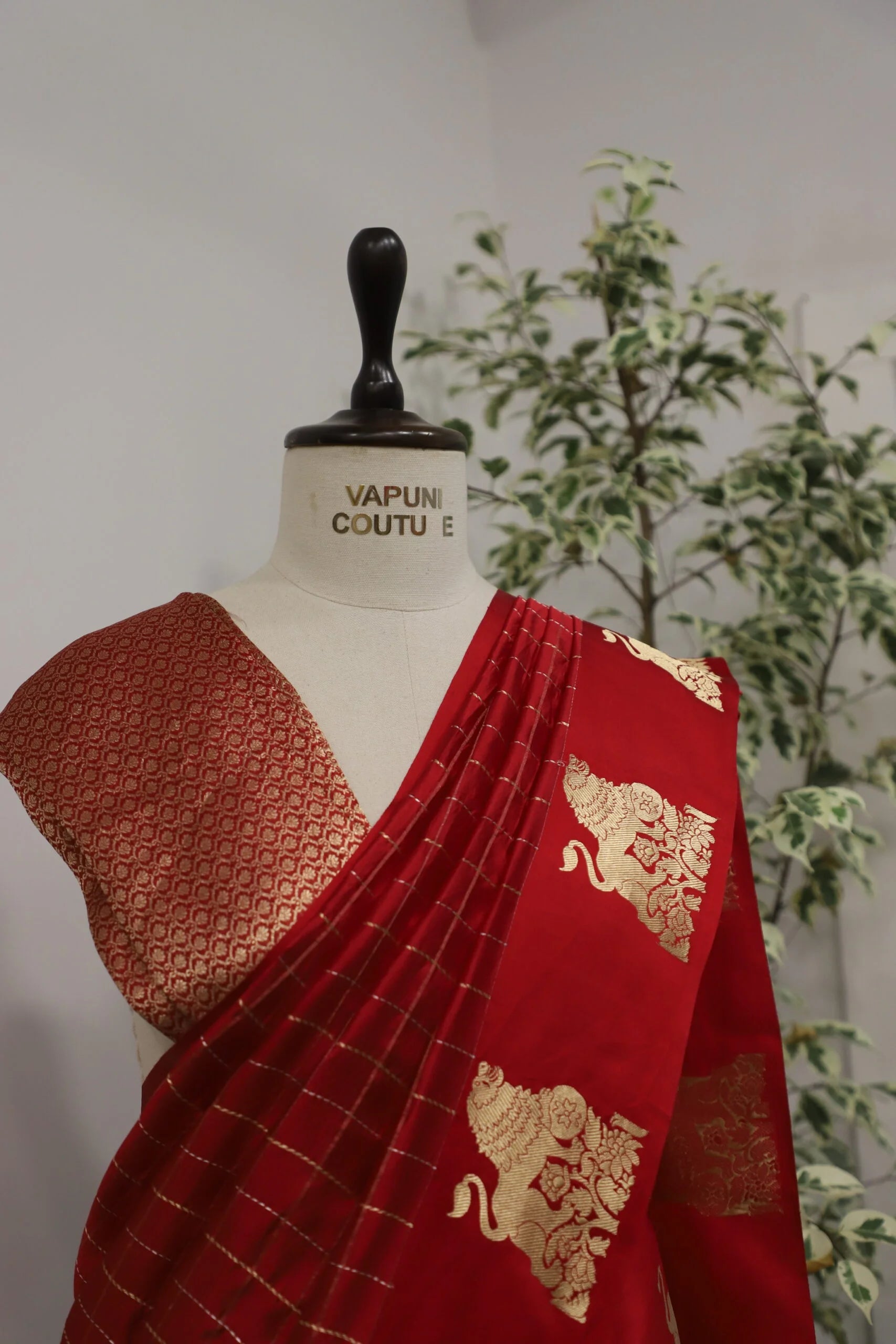 Current Red Checkered Saree with Golden Elephant Motifs - Festive Saree