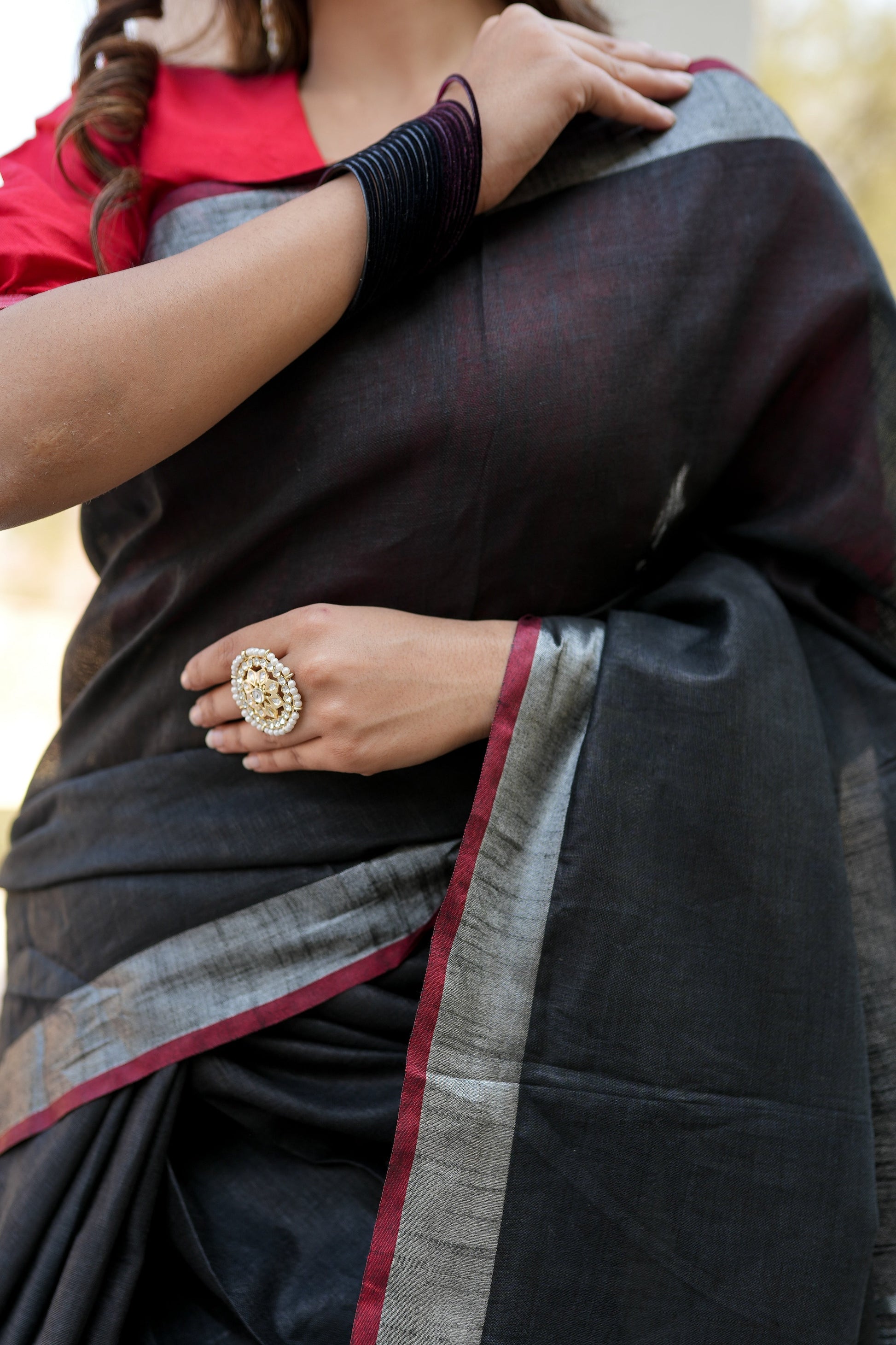 Luxurious Black Linen Blend Saree - Elegant & Stylish