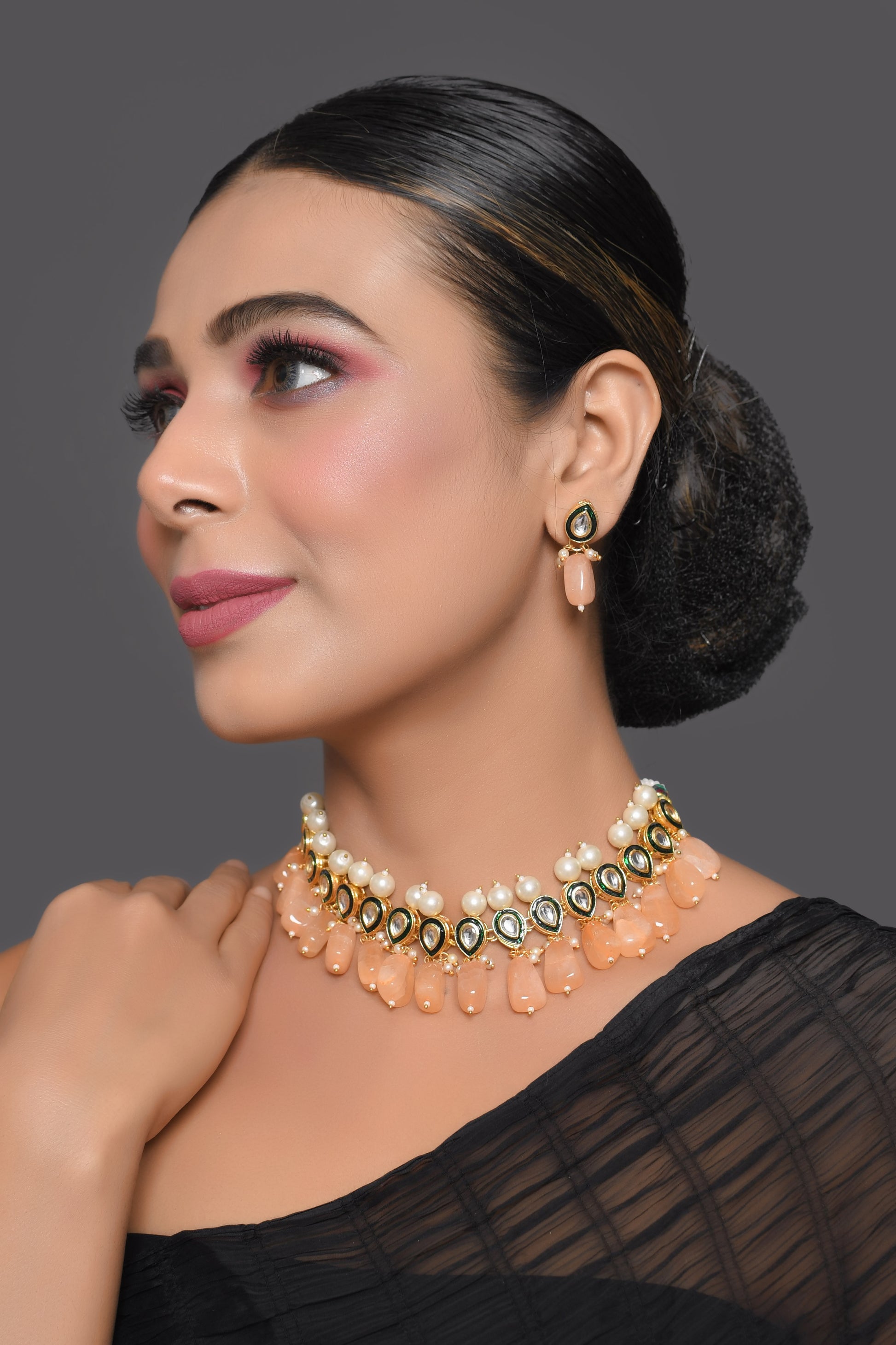 Kundan Necklace Set with Pearls and Peach Drops