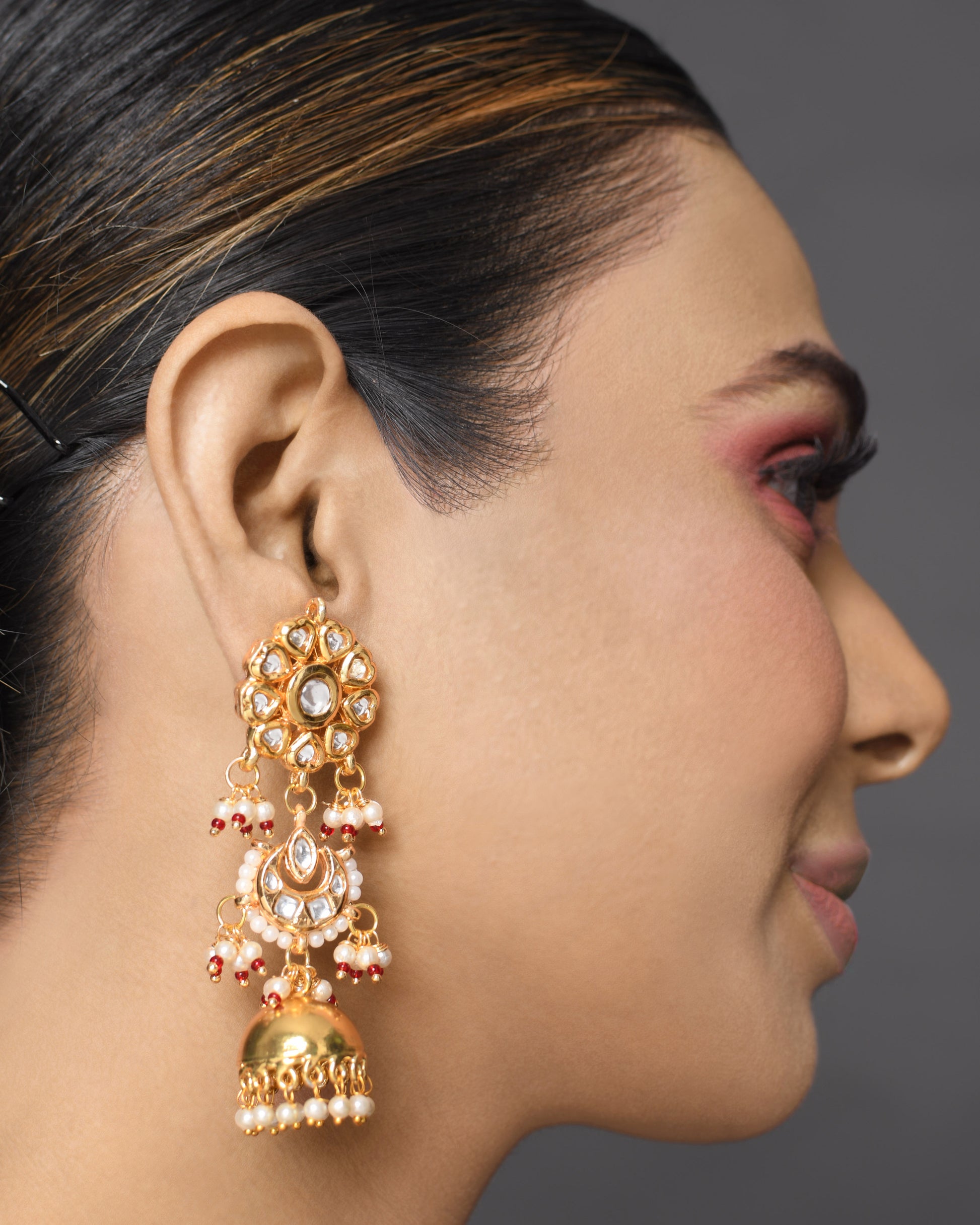 Gold-toned Kundan Pearl Jhumka Earrings