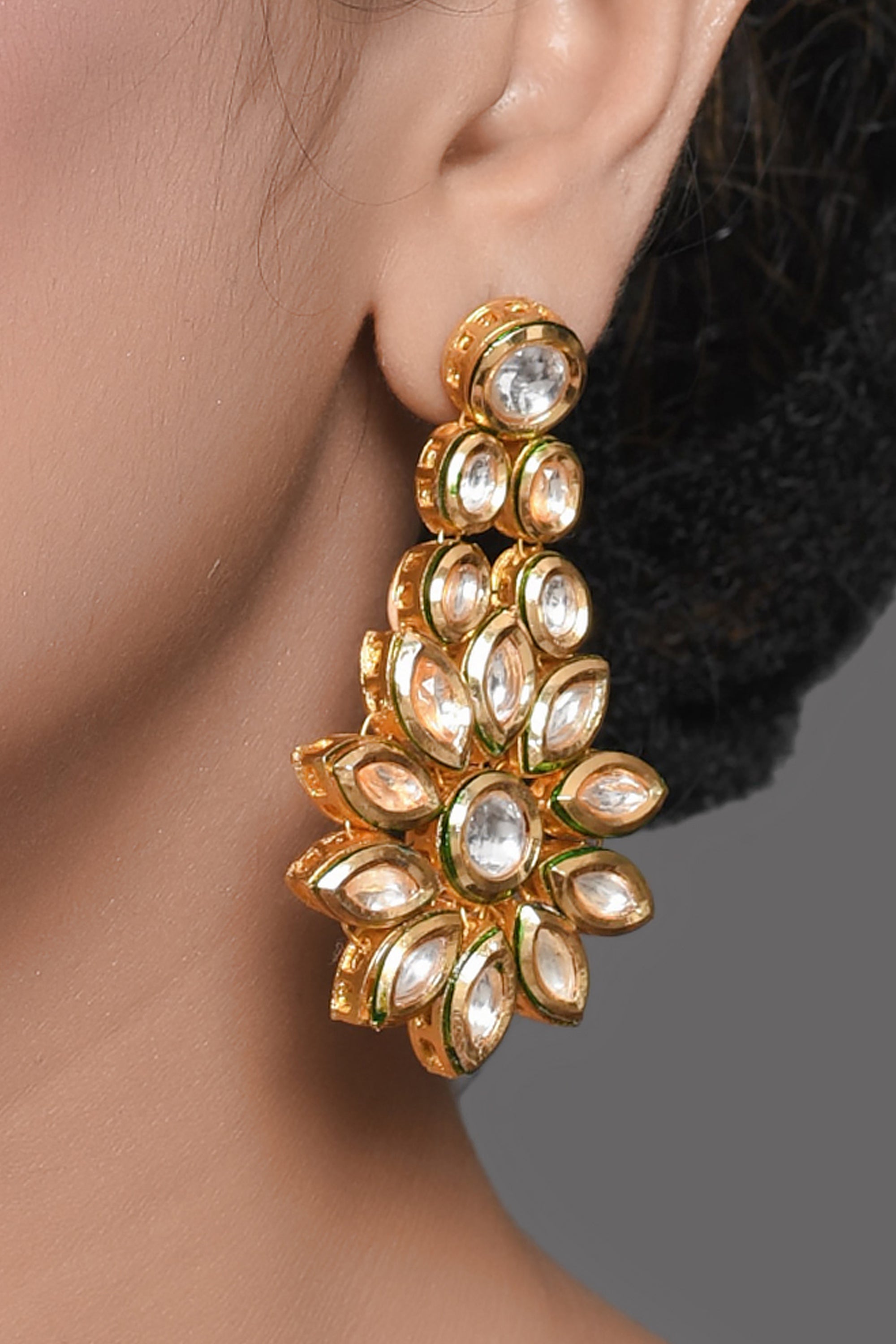 Gold toned Floral Kundan Earrings