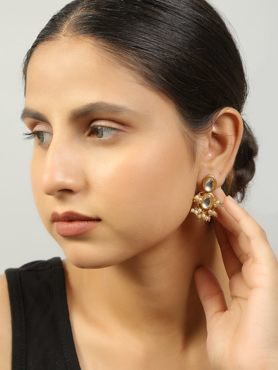 Handcrafted Kundan Stud Earrings with Pearls