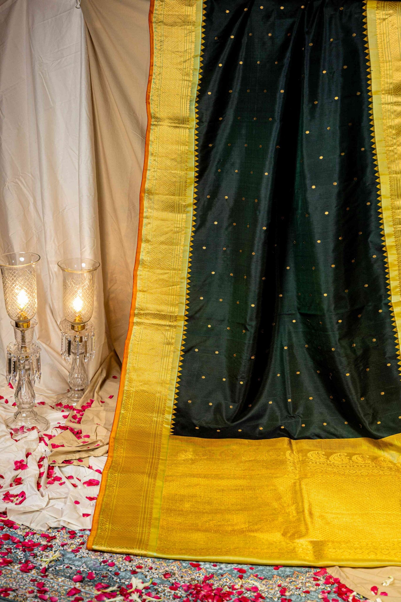 Emerald Green Orange Gadwal Silk Saree Booti Minimal Traditional Border