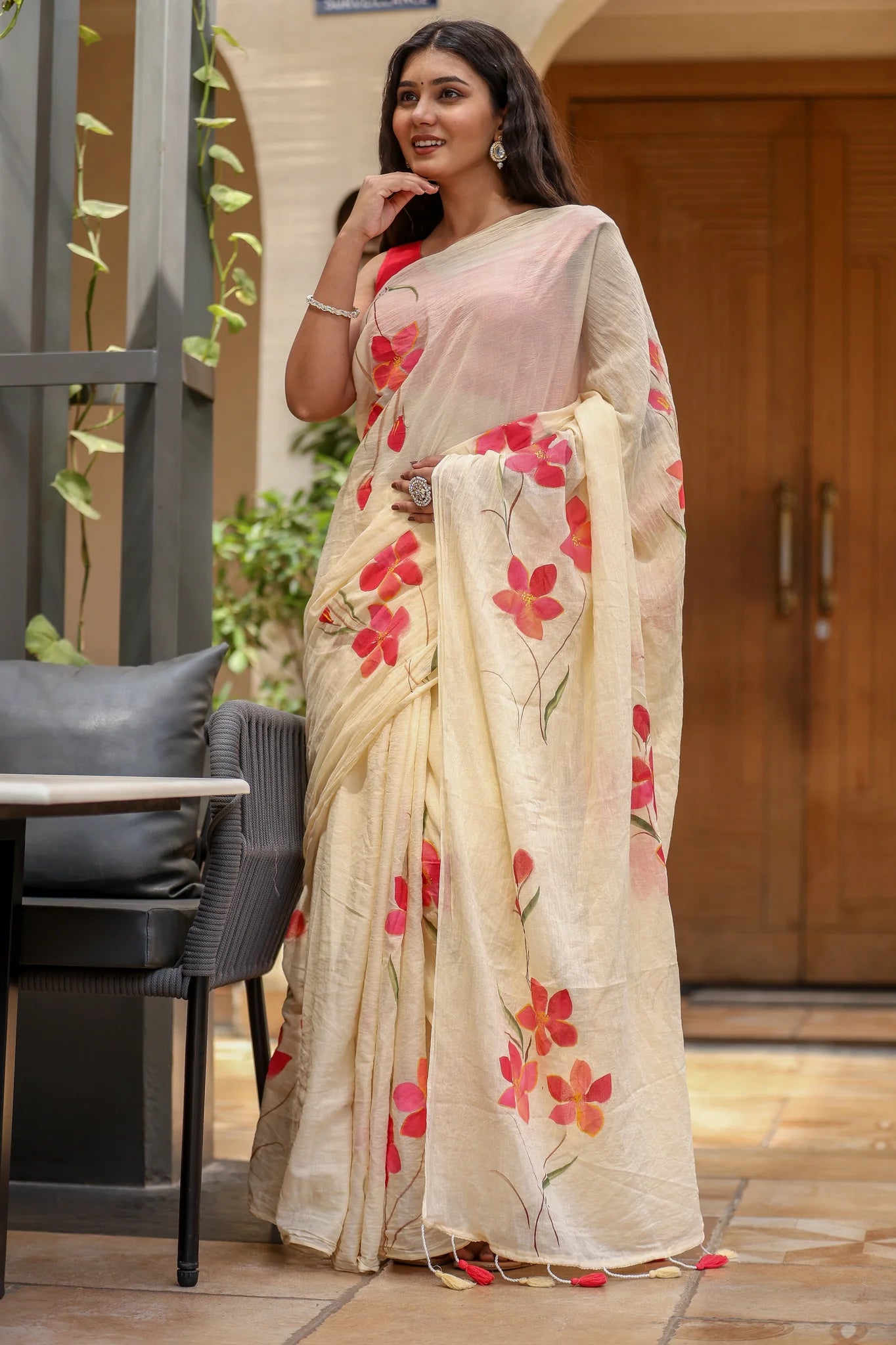 Timeless Ivory Creme Mul Cotton Handpainted Coral Pink Floral Saree