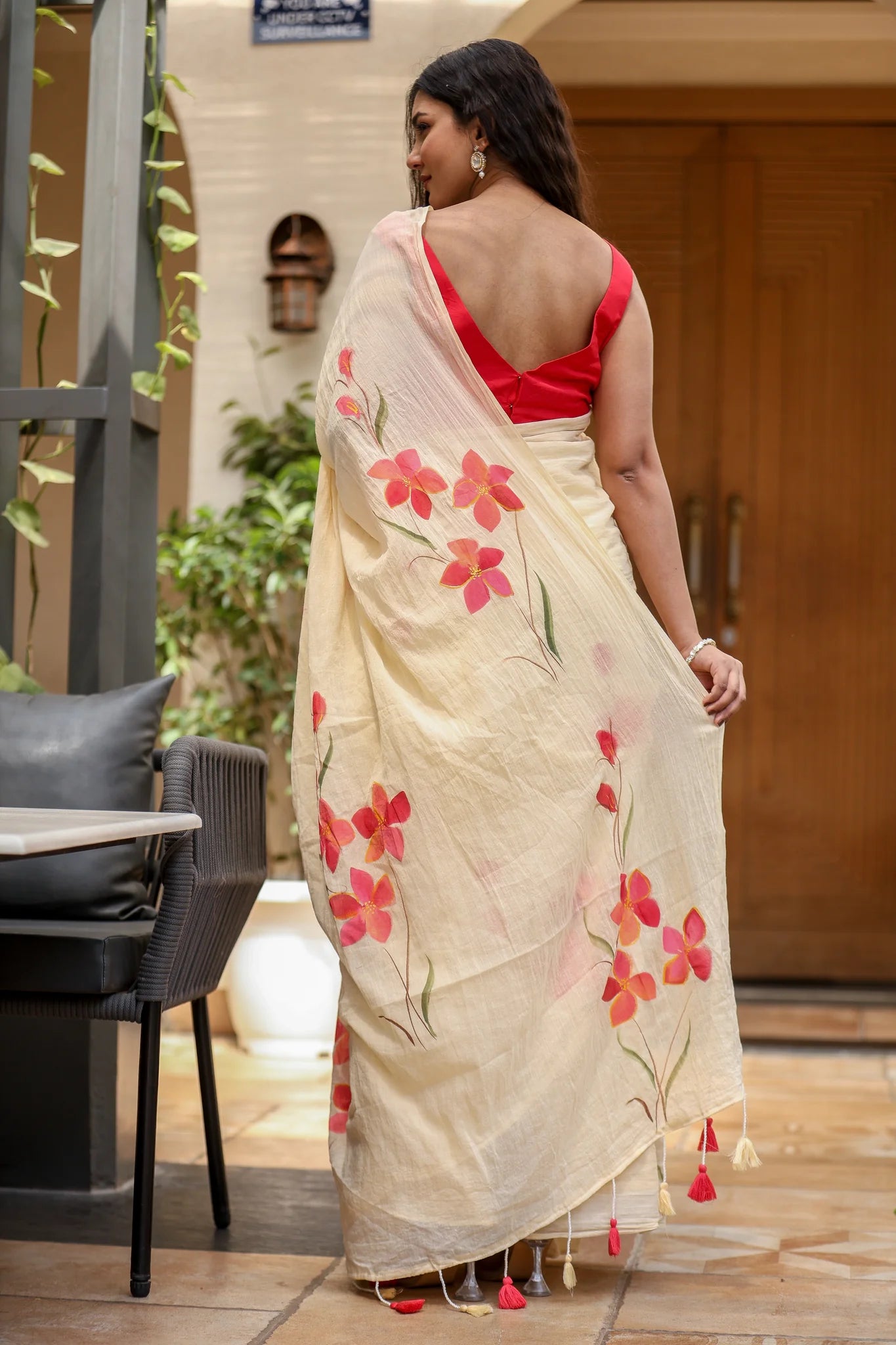 Timeless Ivory Creme Mul Cotton Handpainted Coral Pink Floral Saree