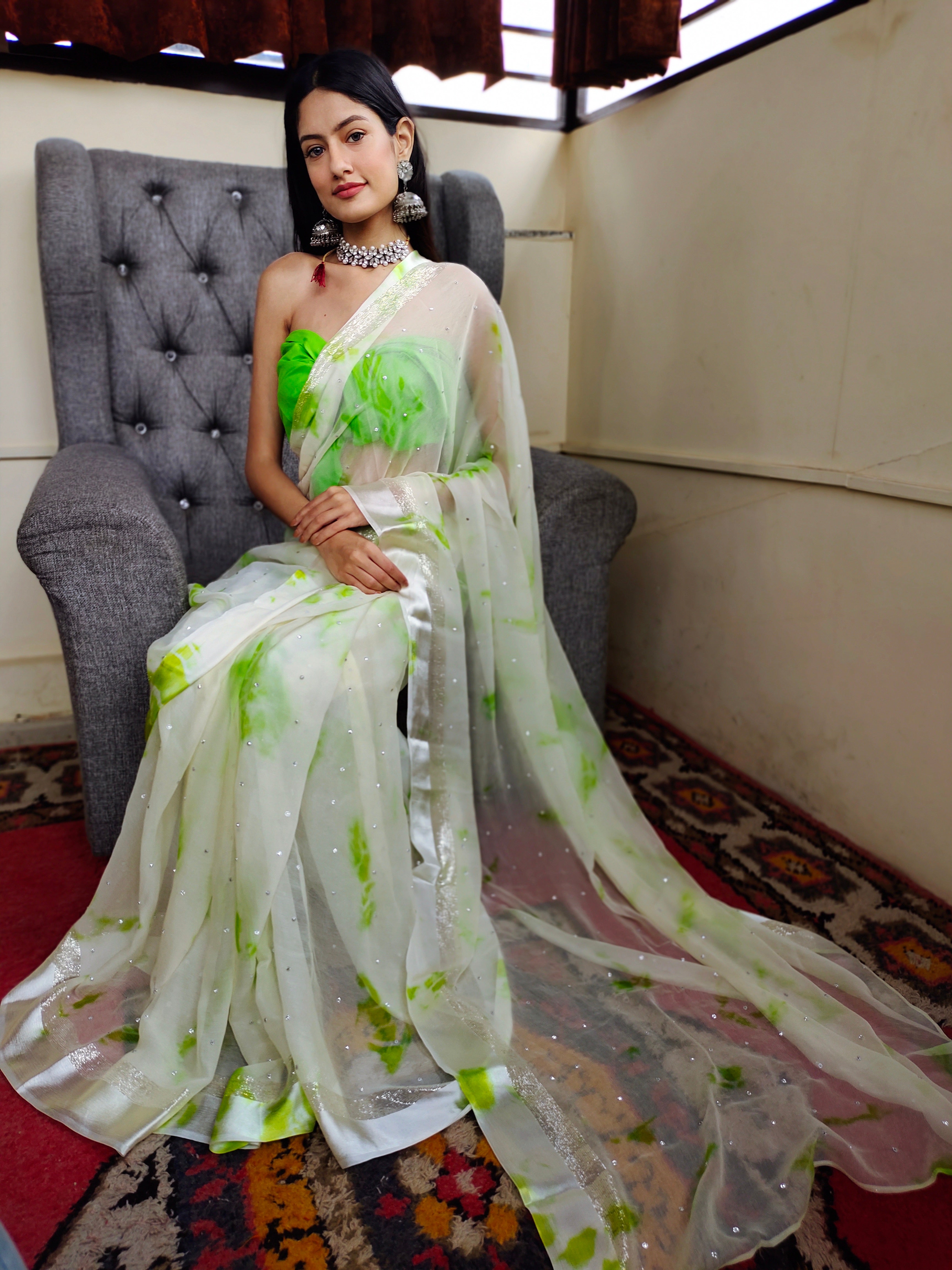 Attractive Green White Shibori Chiffon Saree Satin Border