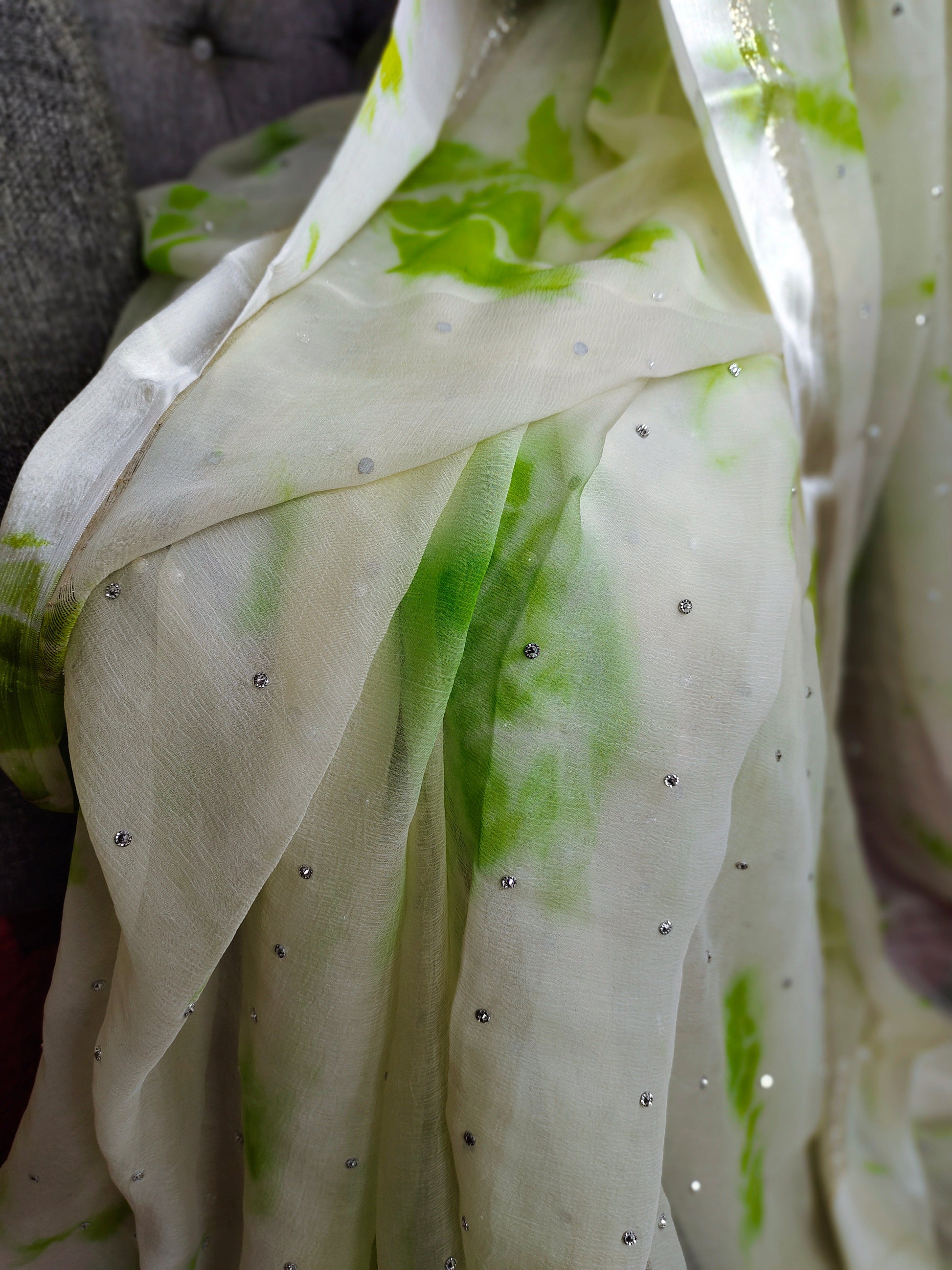 Attractive Green White Shibori Chiffon Saree Satin Border