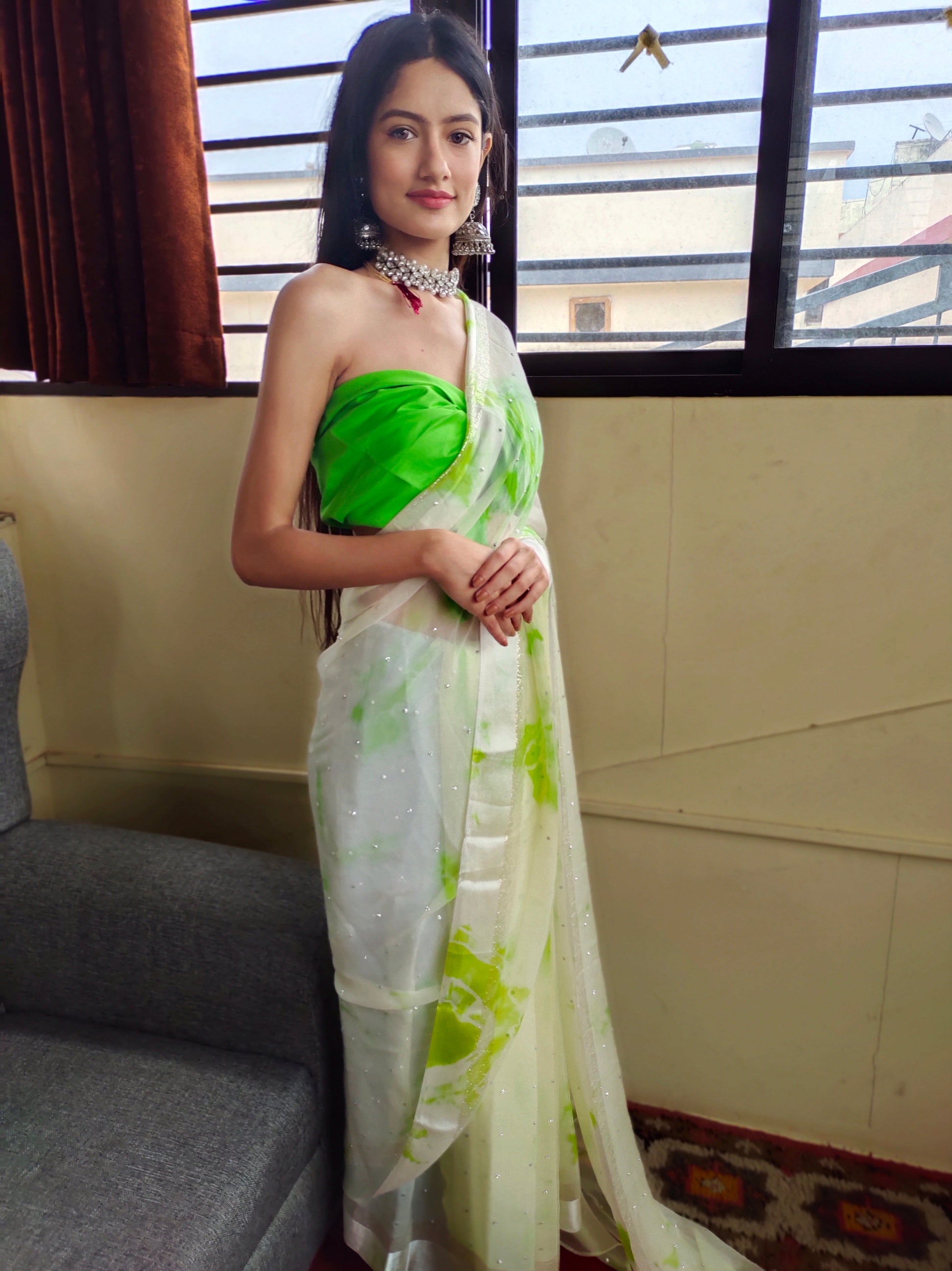 Attractive Green White Shibori Chiffon Saree Satin Border
