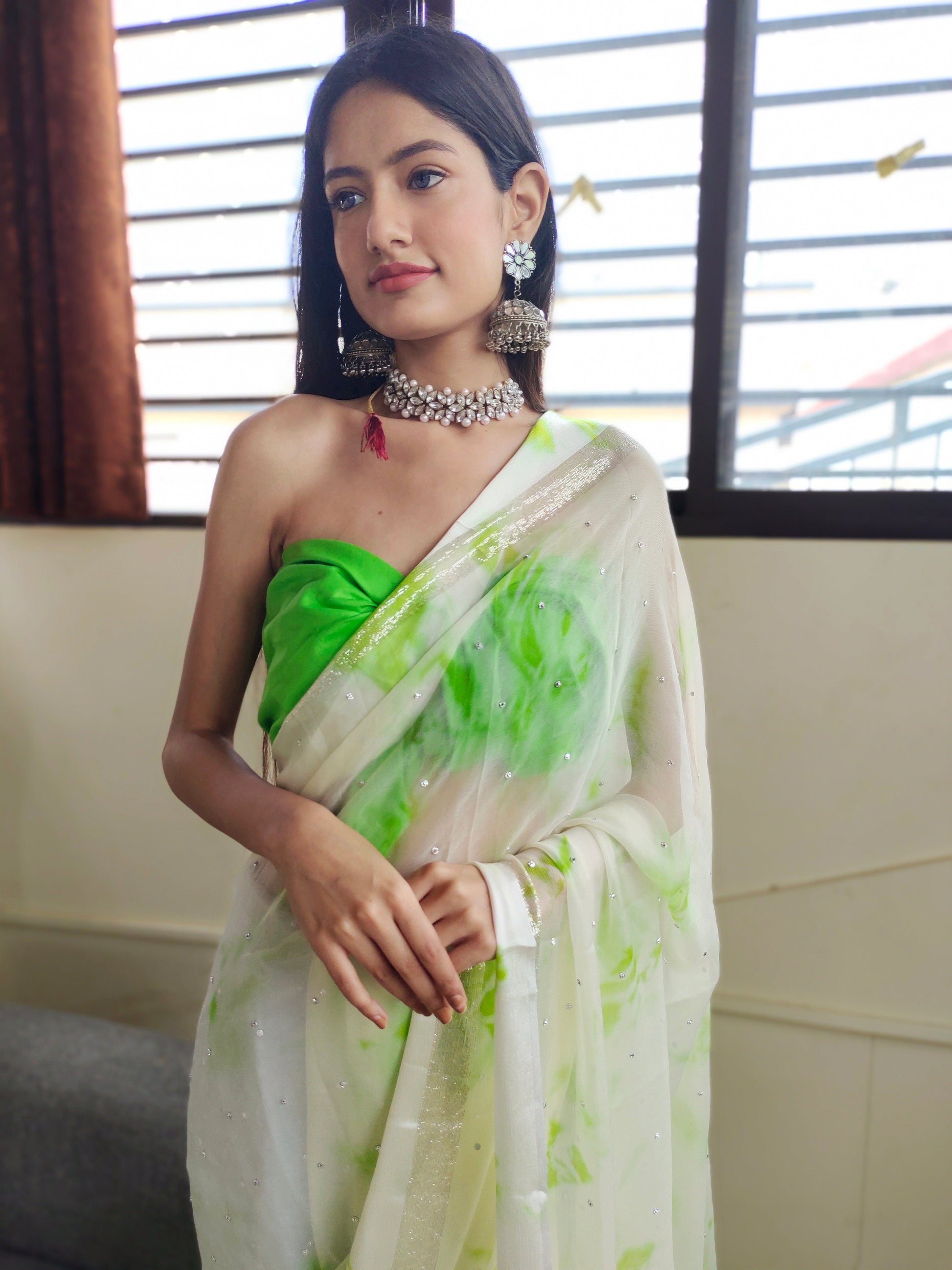 Attractive Green White Shibori Chiffon Saree Satin Border