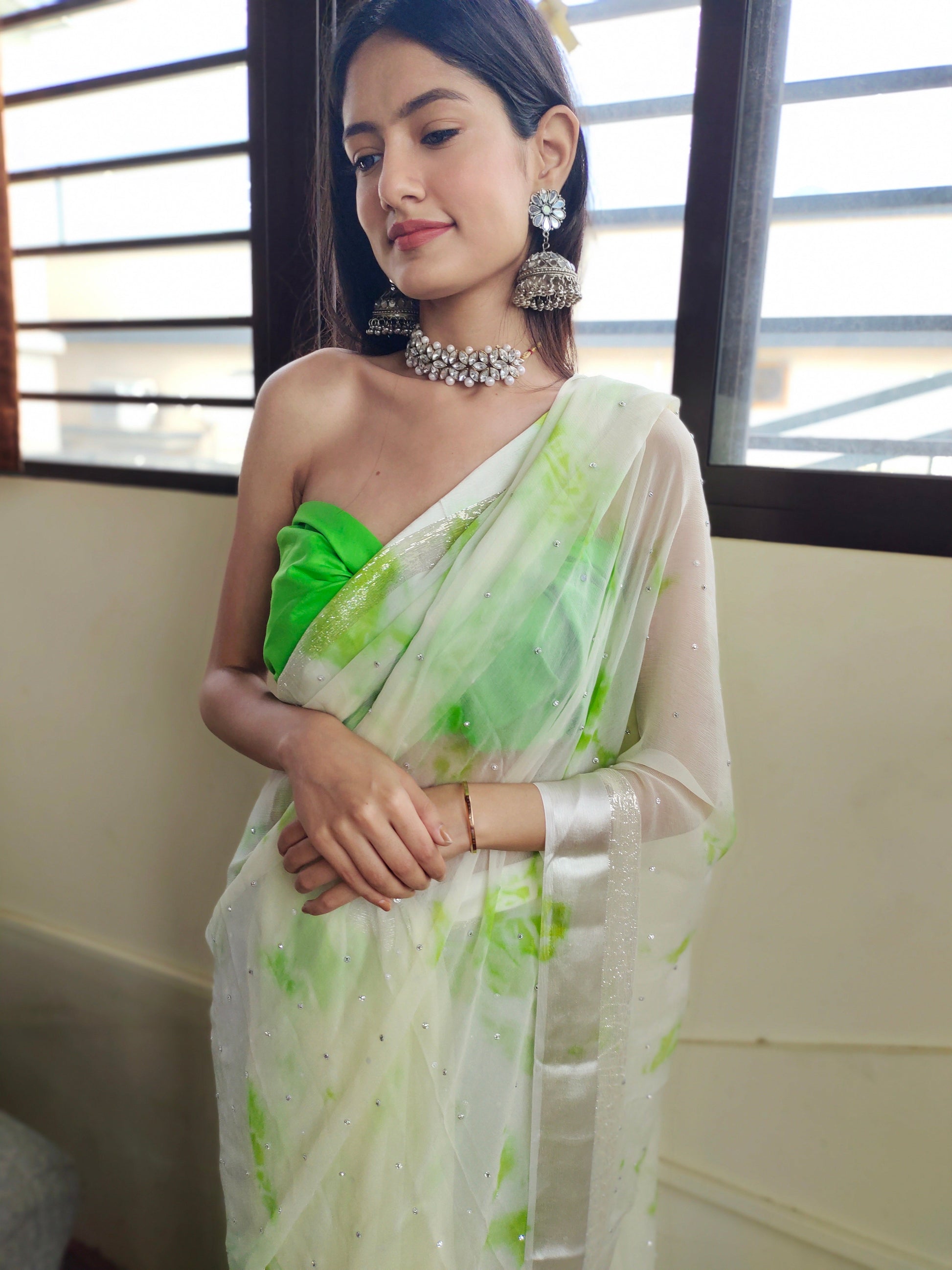 Attractive Green White Shibori Chiffon Saree Satin Border