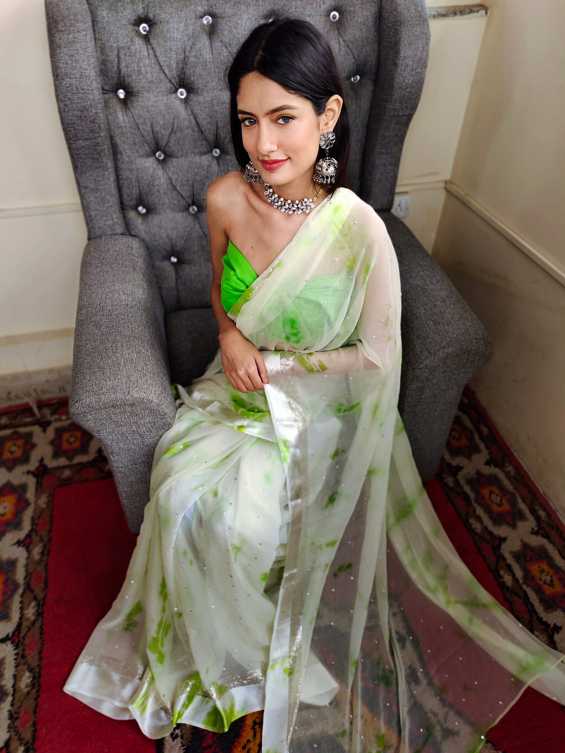 Attractive Green White Shibori Chiffon Saree Satin Border