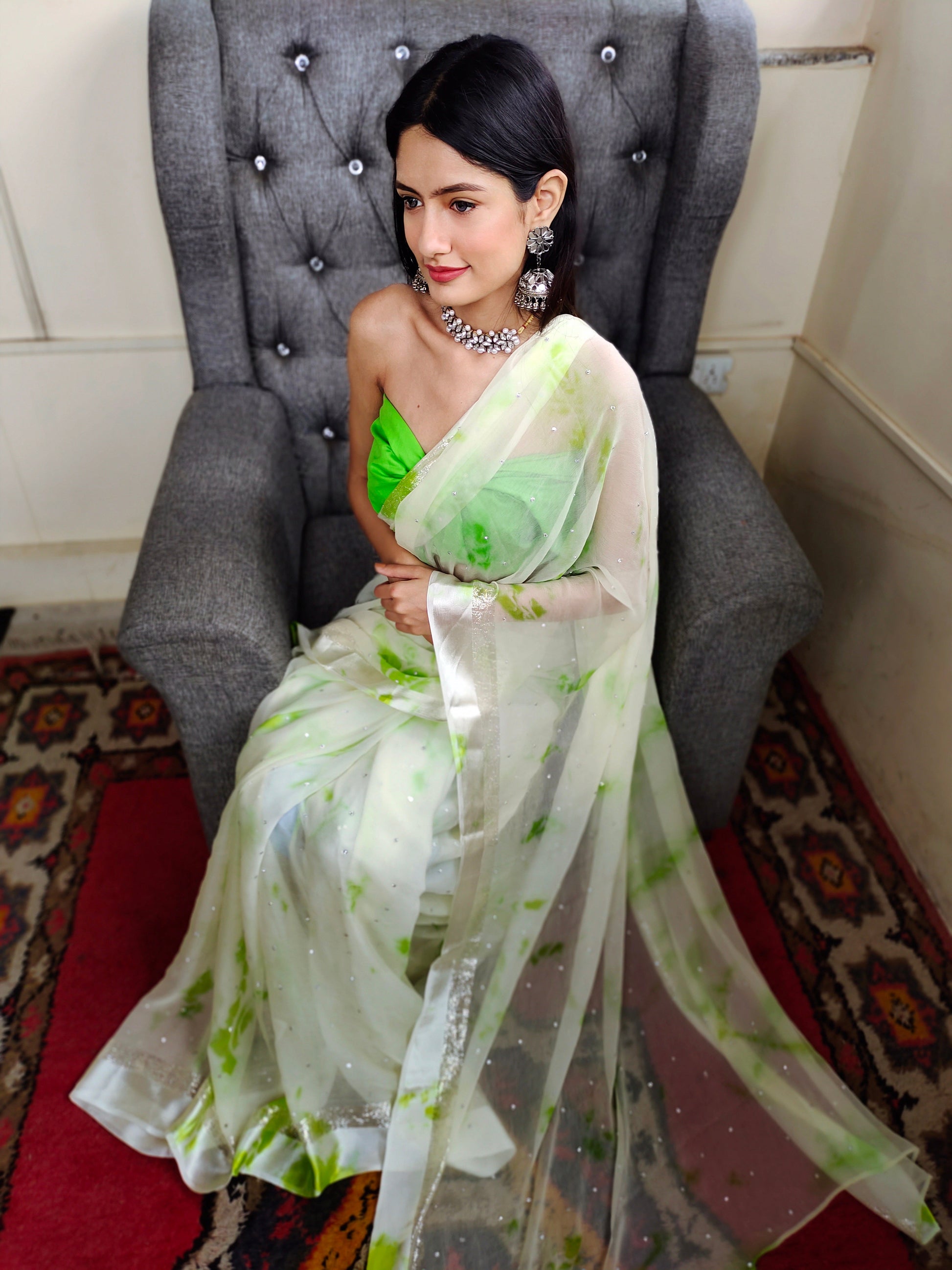 Attractive Green White Shibori Chiffon Saree Satin Border