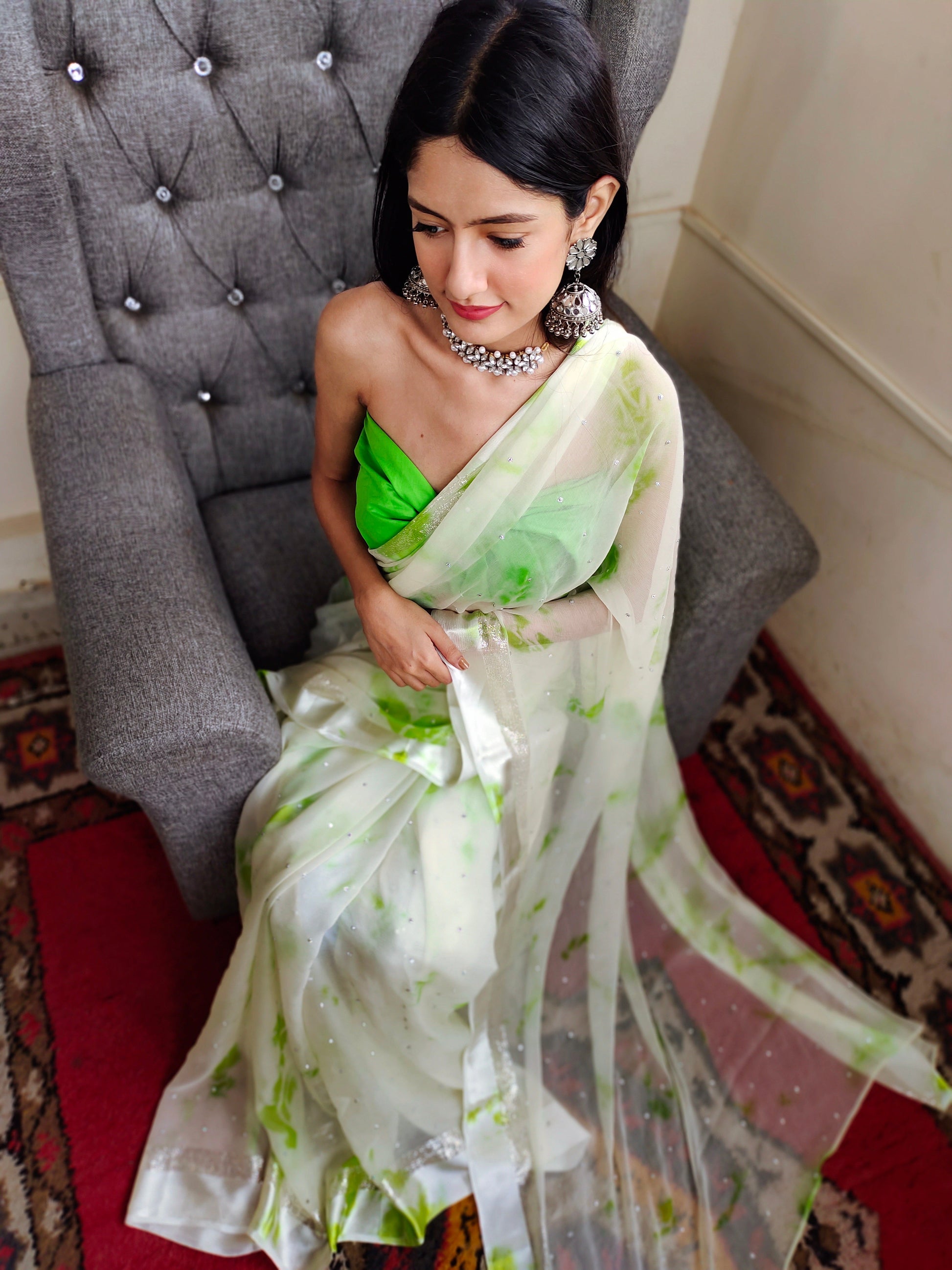 Attractive Green White Shibori Chiffon Saree Satin Border