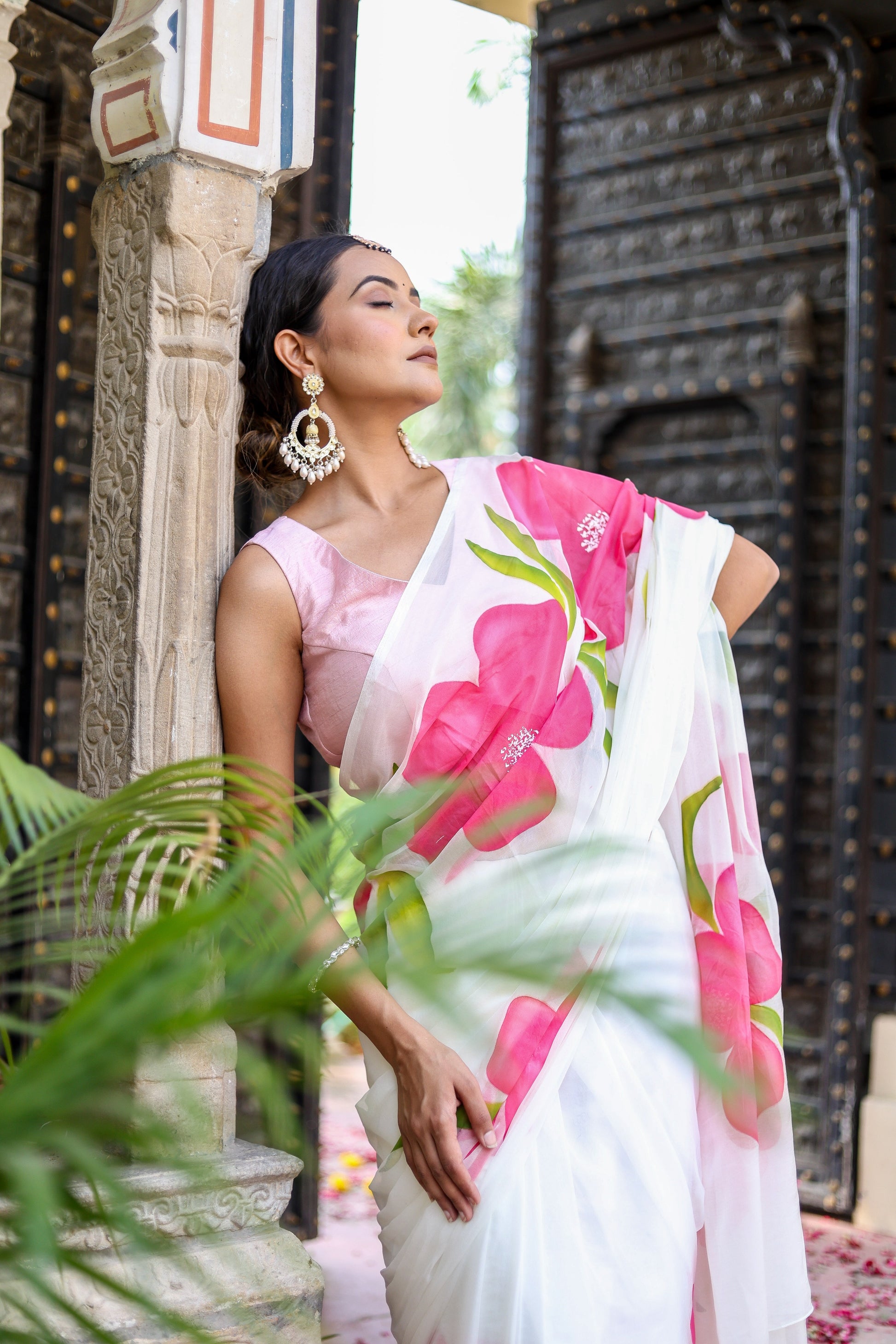 Elegant Pink Chiffon Georgette Handpainted Saree Floral Gold