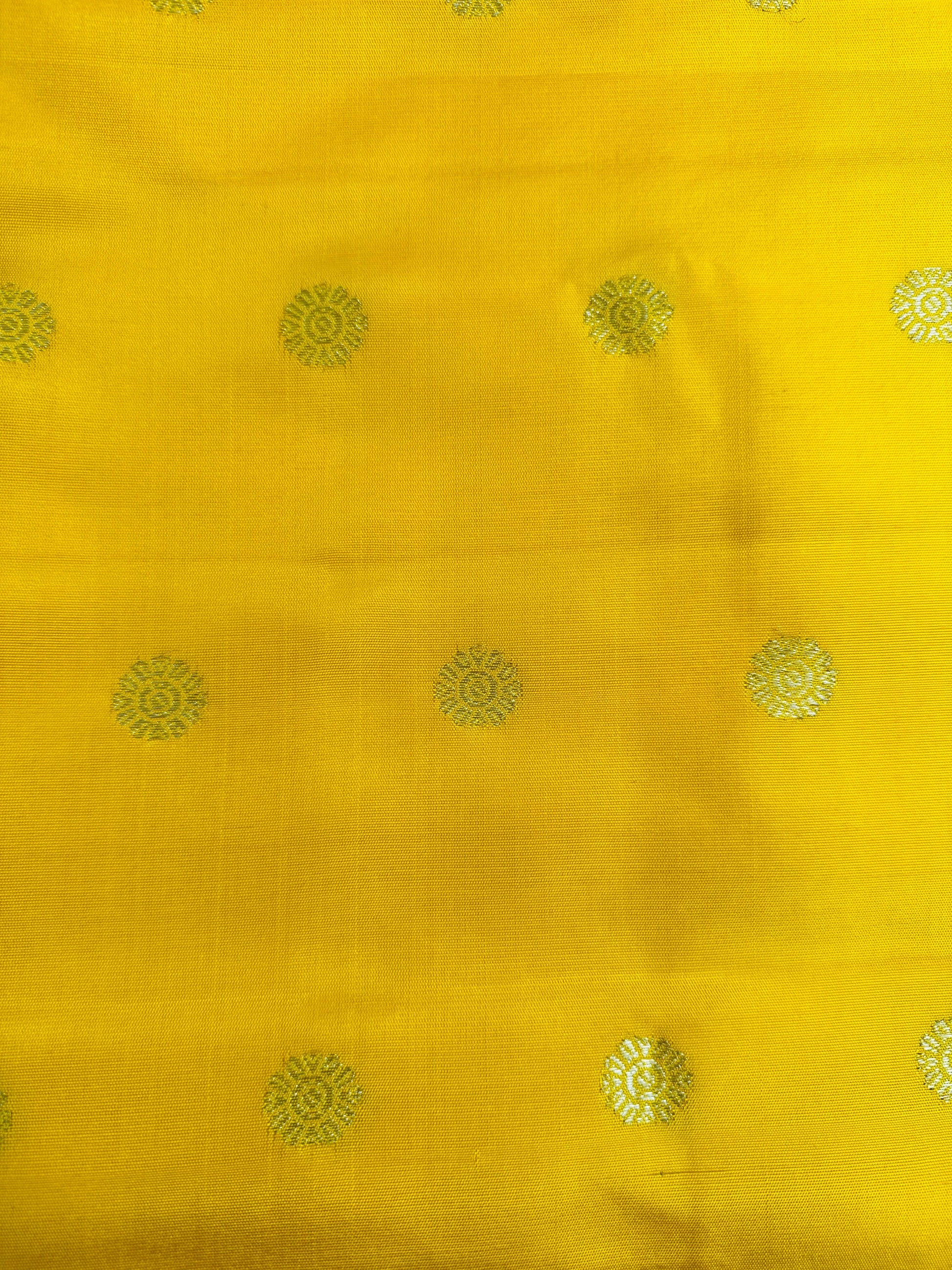 Radiant Yellow Mustard Gadwal Pattu Saree Gold Zari Temple Border
