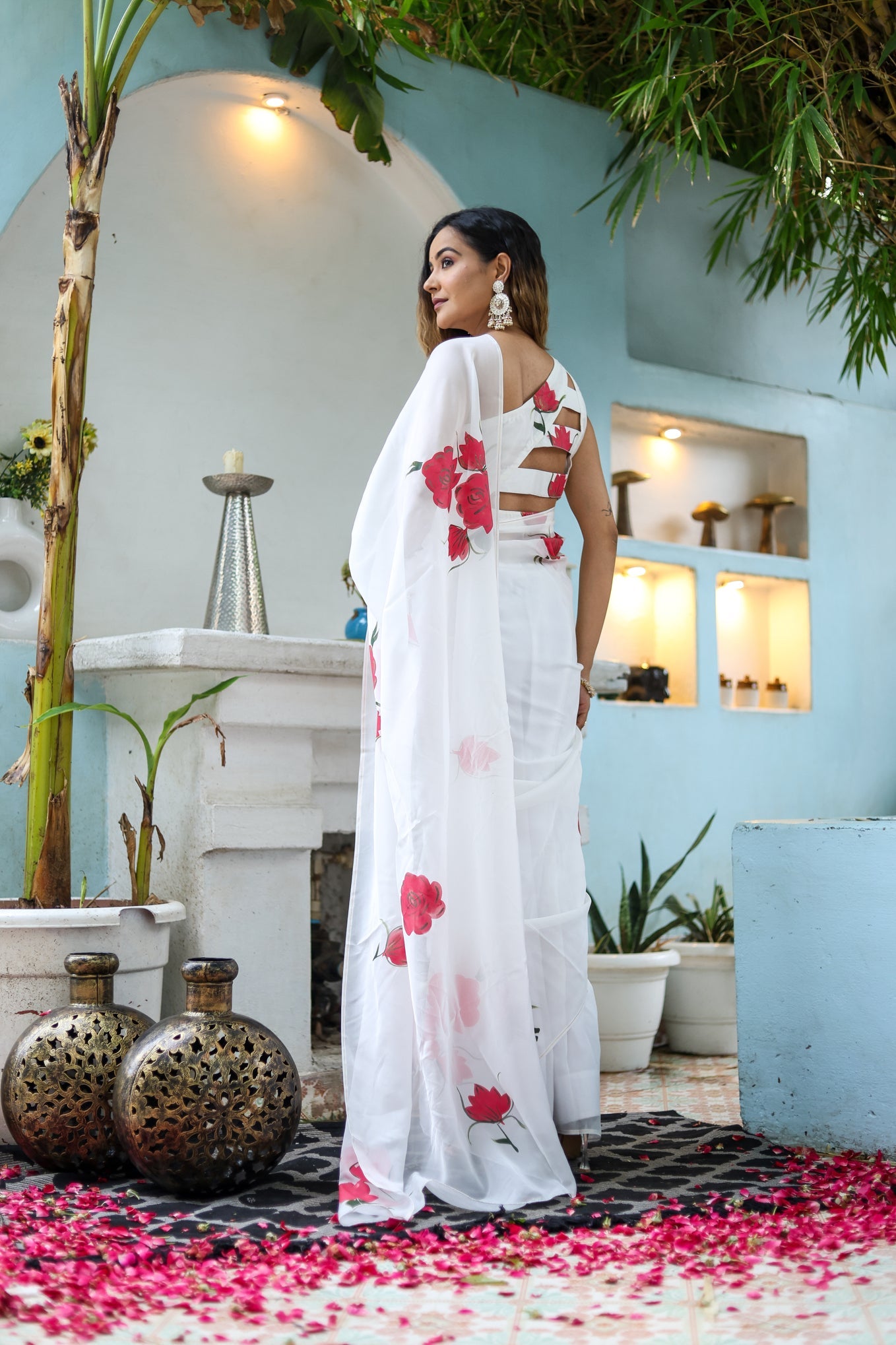 Serene White Pink Viscose Organza Handpainted Saree Floral