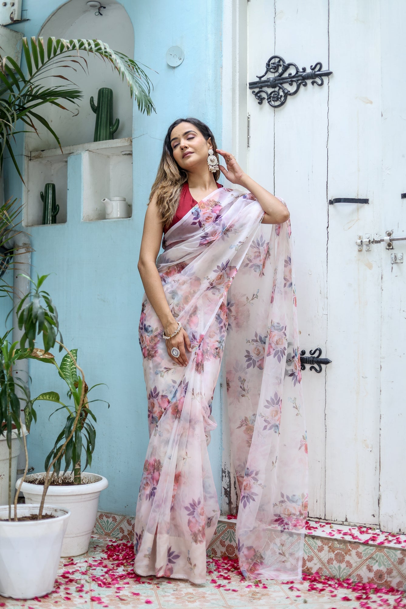 Exquisite White Organza Printed Saree Floral