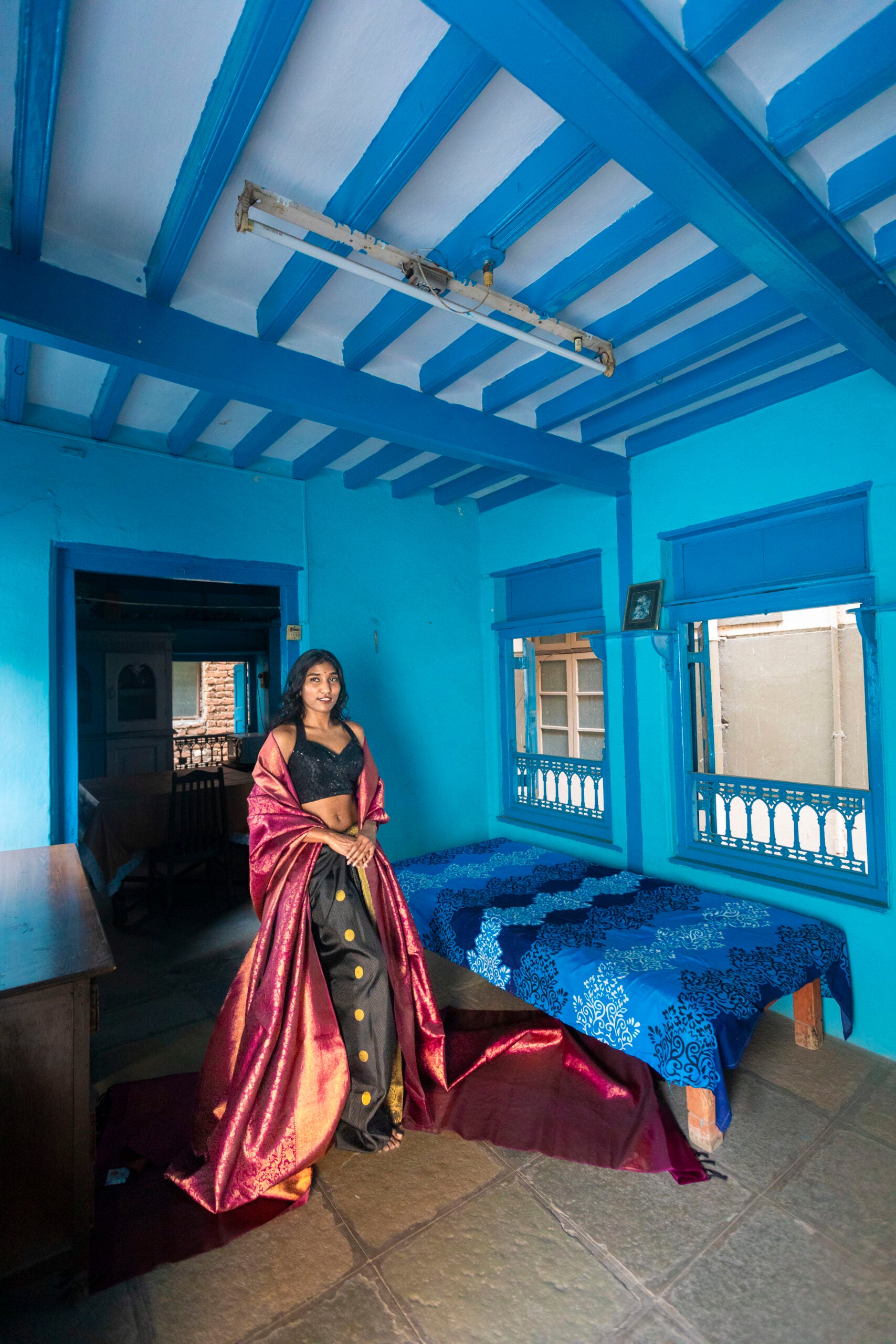 Black And Gold Peacock booti Kanchi saree