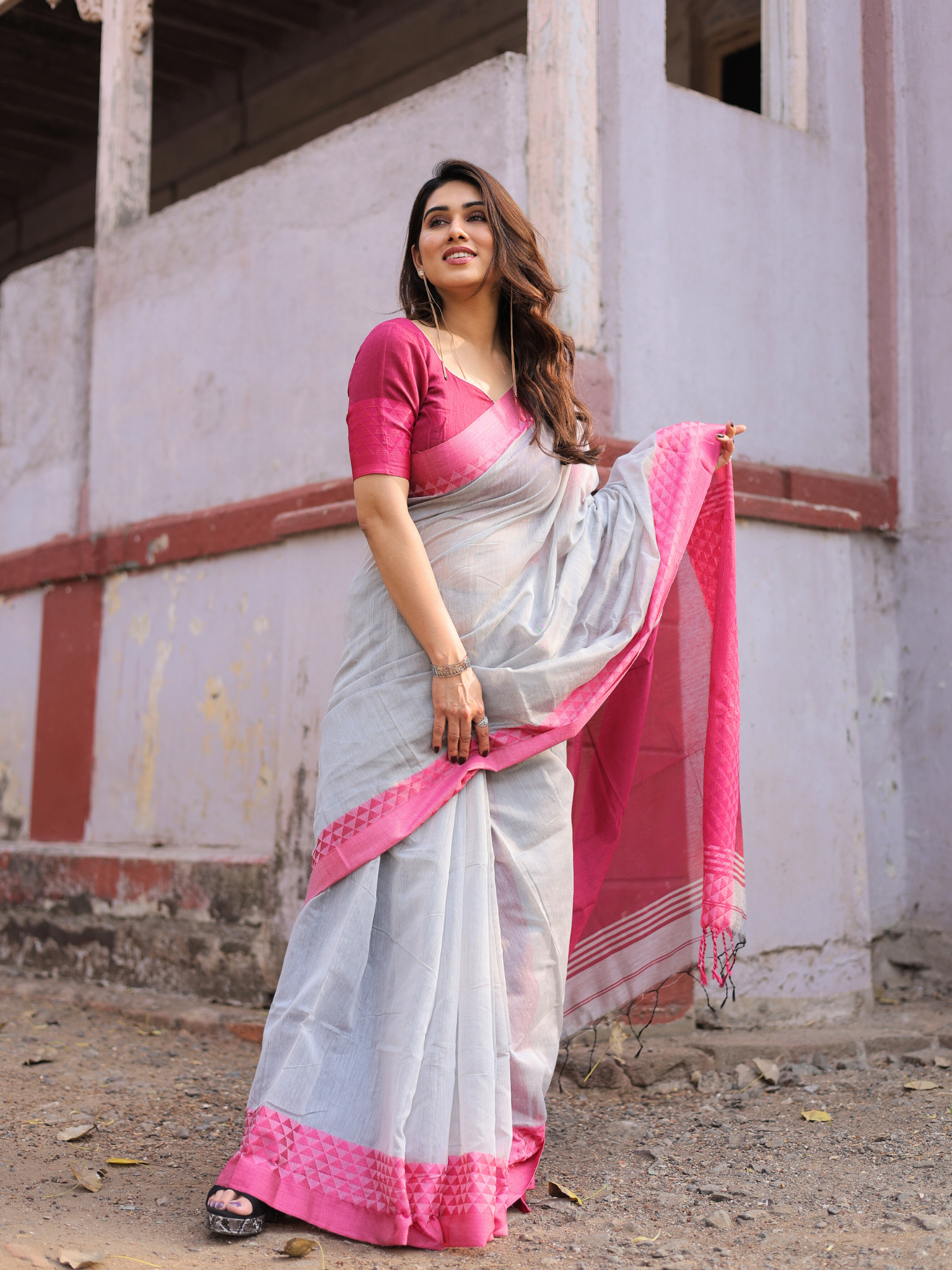 Viona cotton saree with blouse