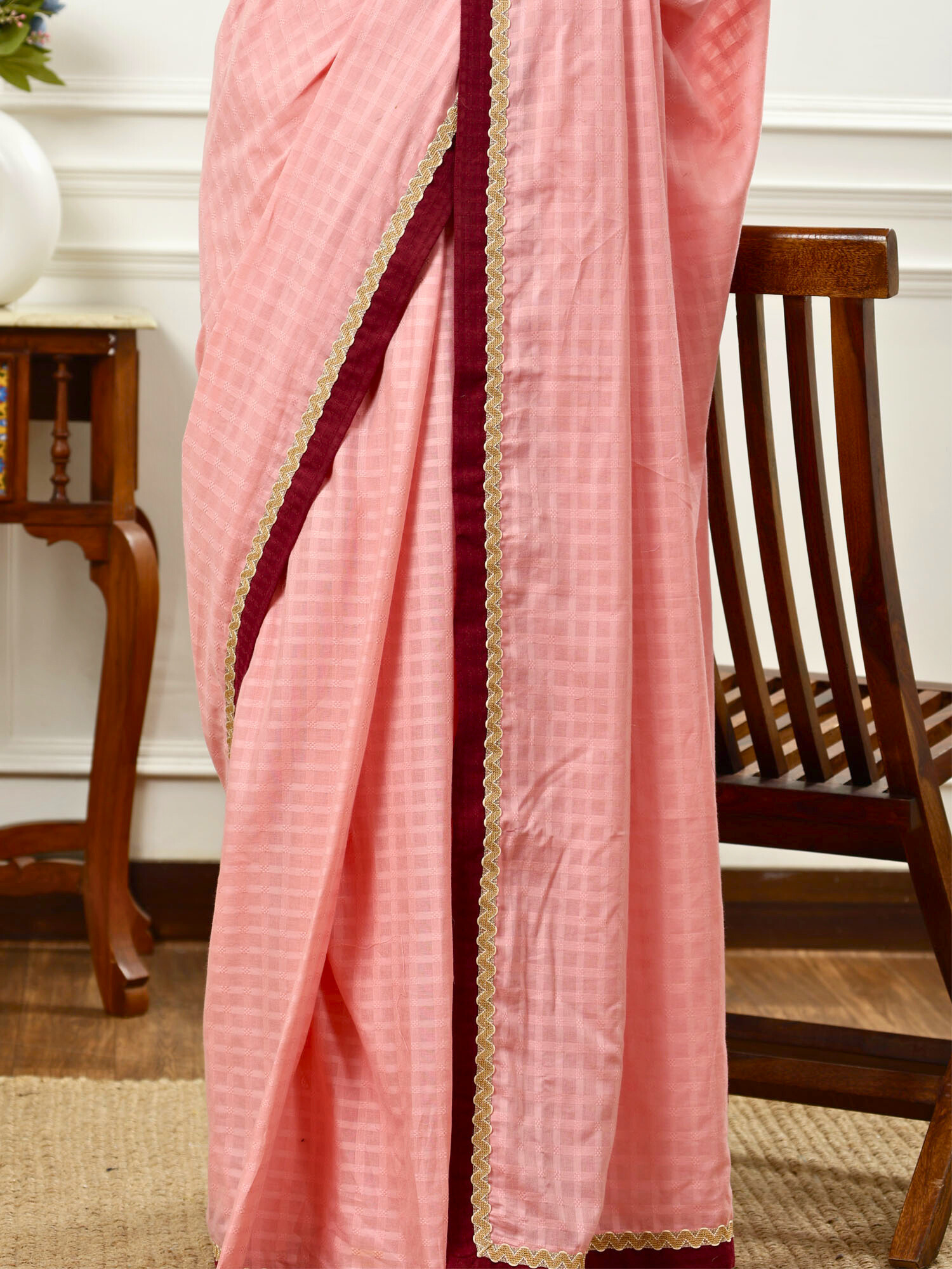 Soft Pink Cotton Check Saree Wine Border Jute Lace Embroidered Blouse