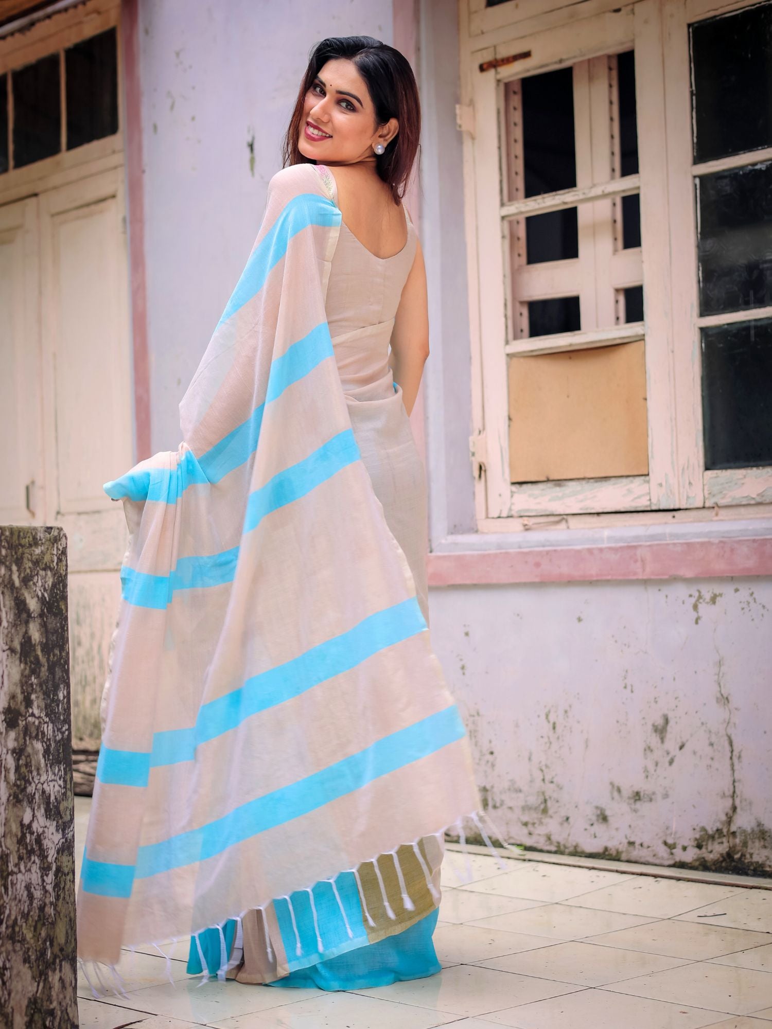 Charming Multicolor Blue Green Grey Cotton Striped Saree Beige Blouse