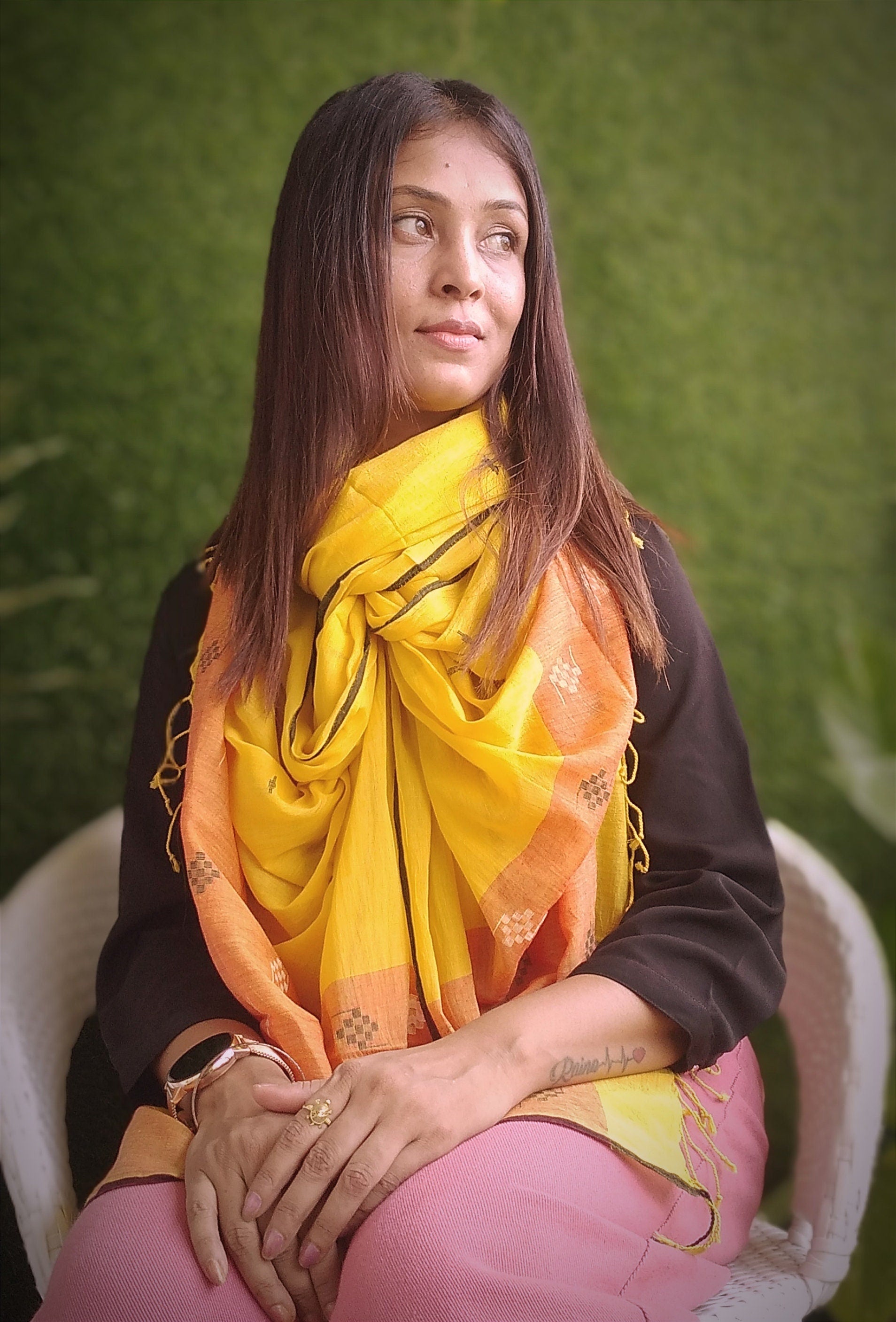 Kailani Yellow & Orange Handwoven Jamdani Designer Stole - Muslin Cotton
