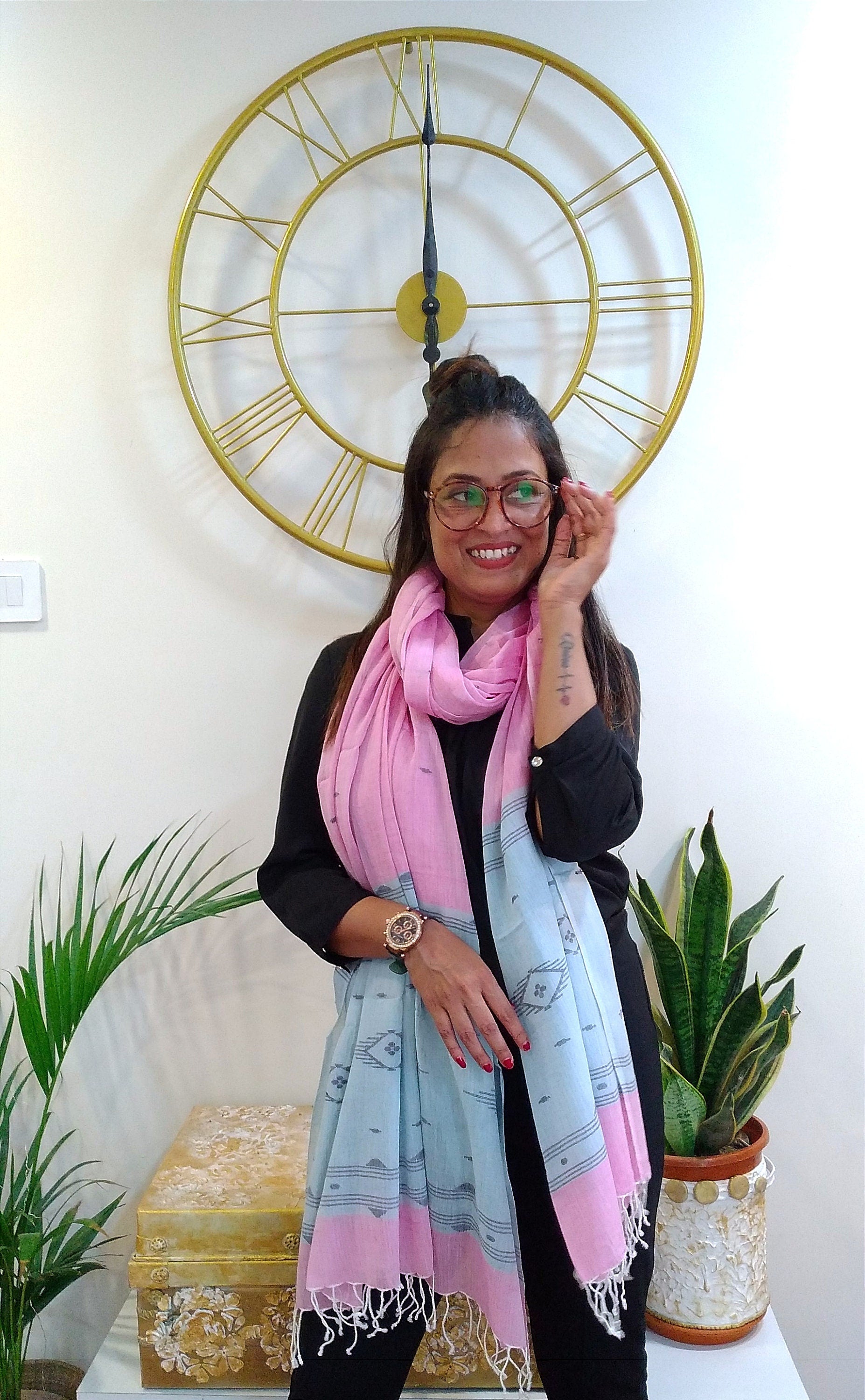 Gulshan Pink & Sky Blue Handwoven Jamdani Designer Stole - Geometric Pattern